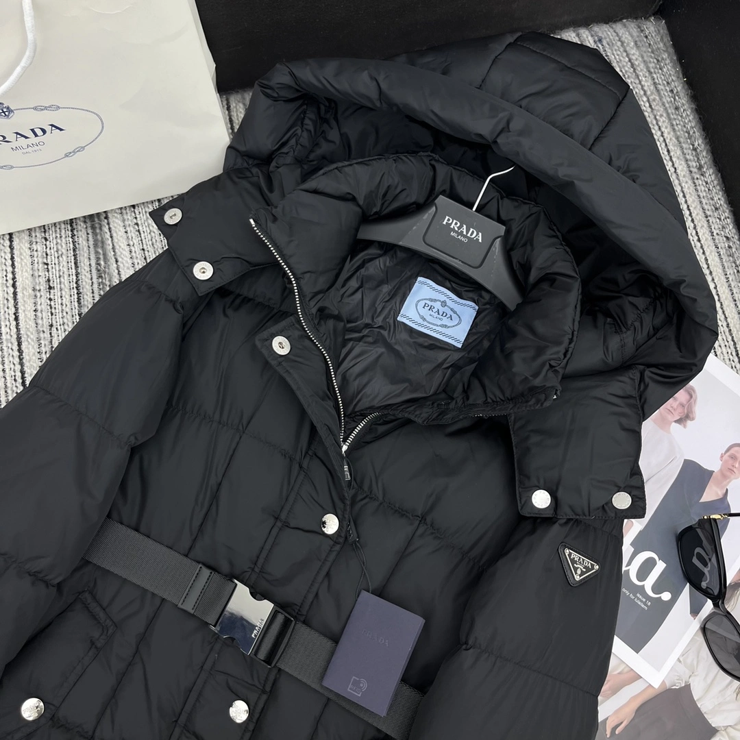 Prada Down Jackets Cozy 172622