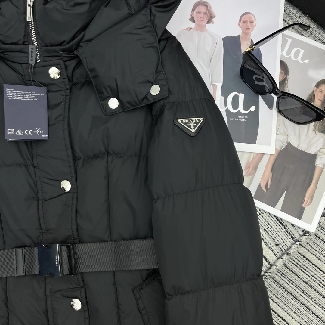 Prada Down Jackets Cozy 172622