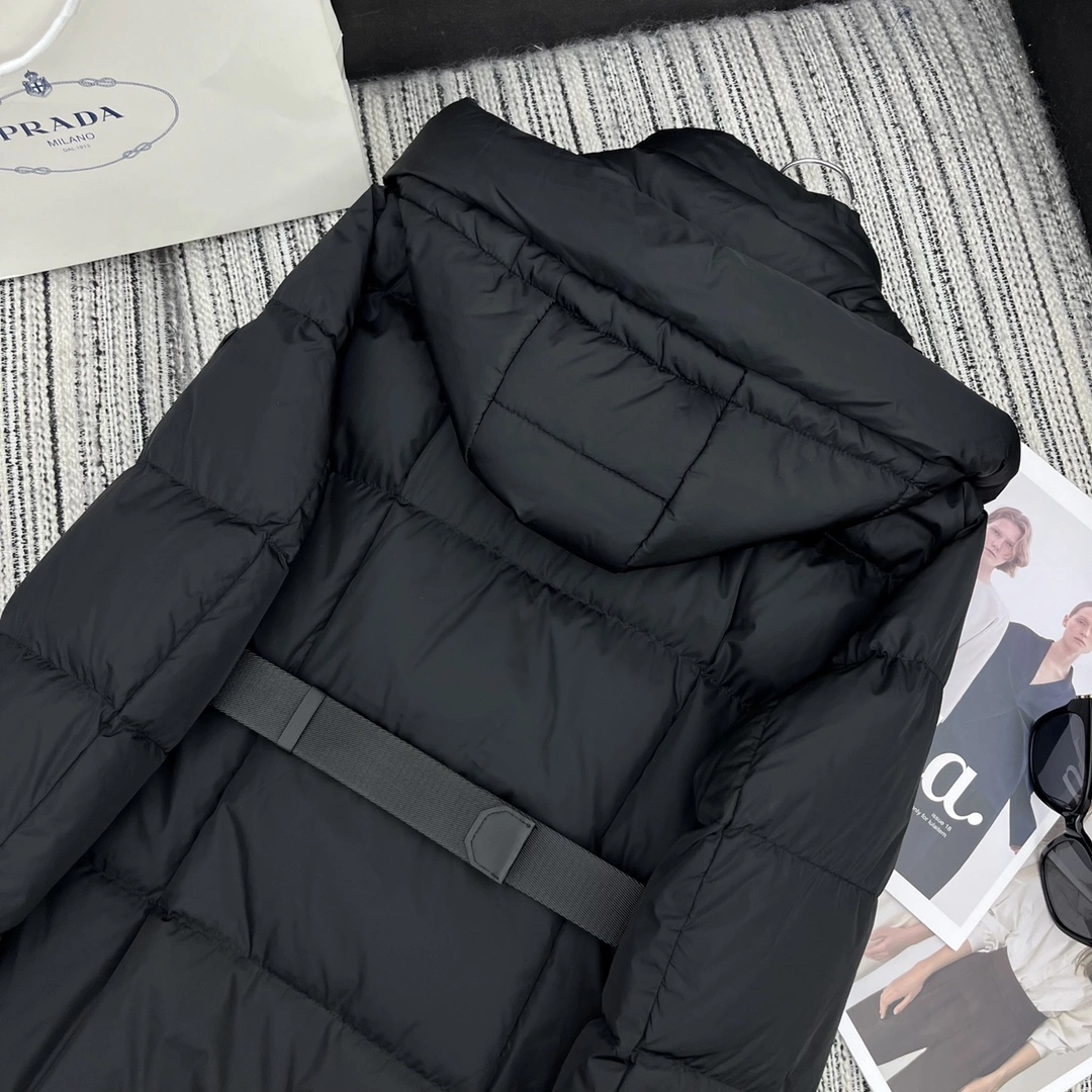 Prada Down Jackets Cozy 172622