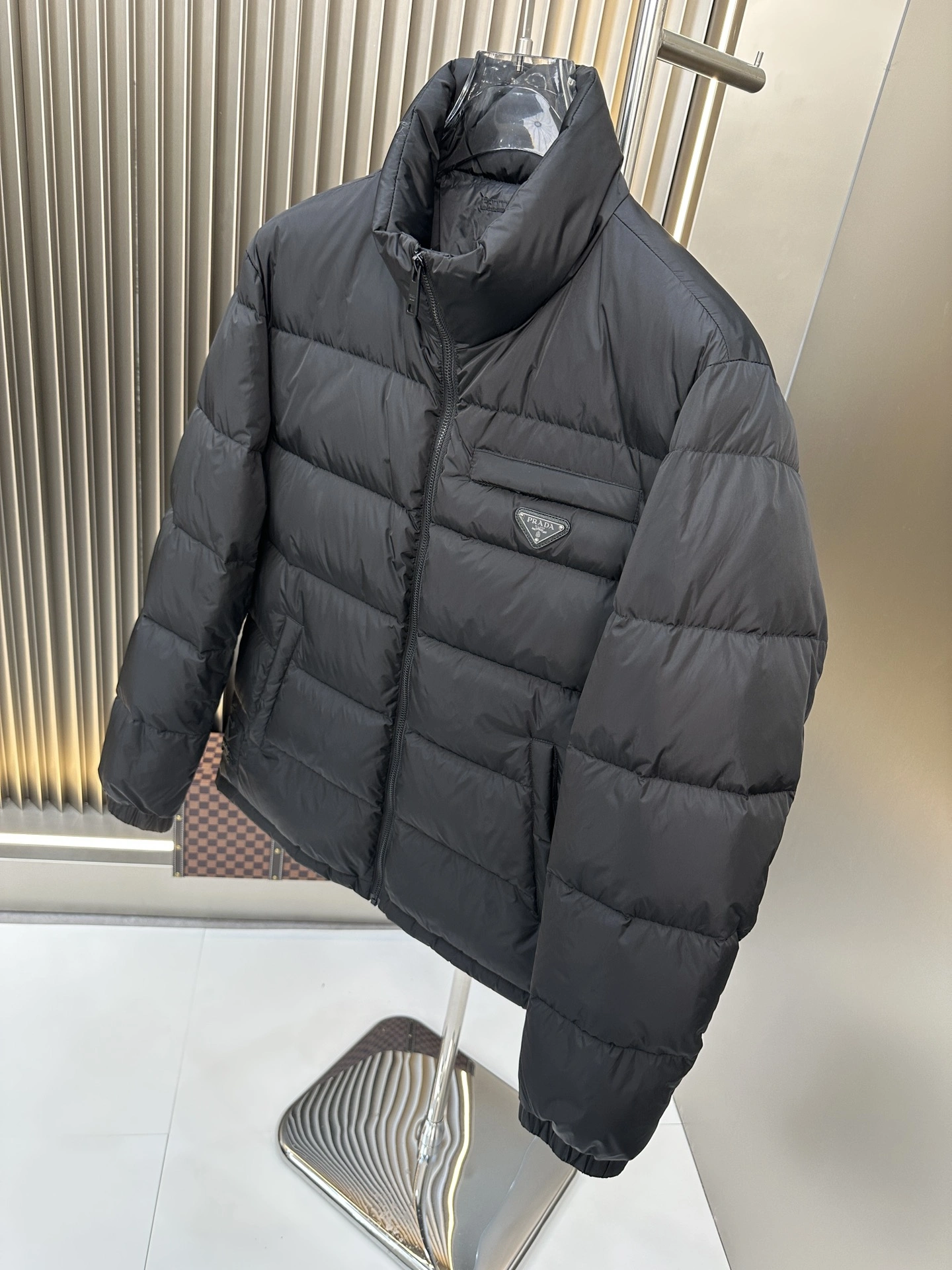 Unisex Prada Down Jackets 172618