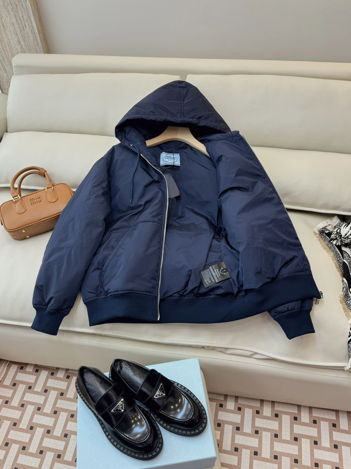 TechFriendly Prada Down Jackets 172627