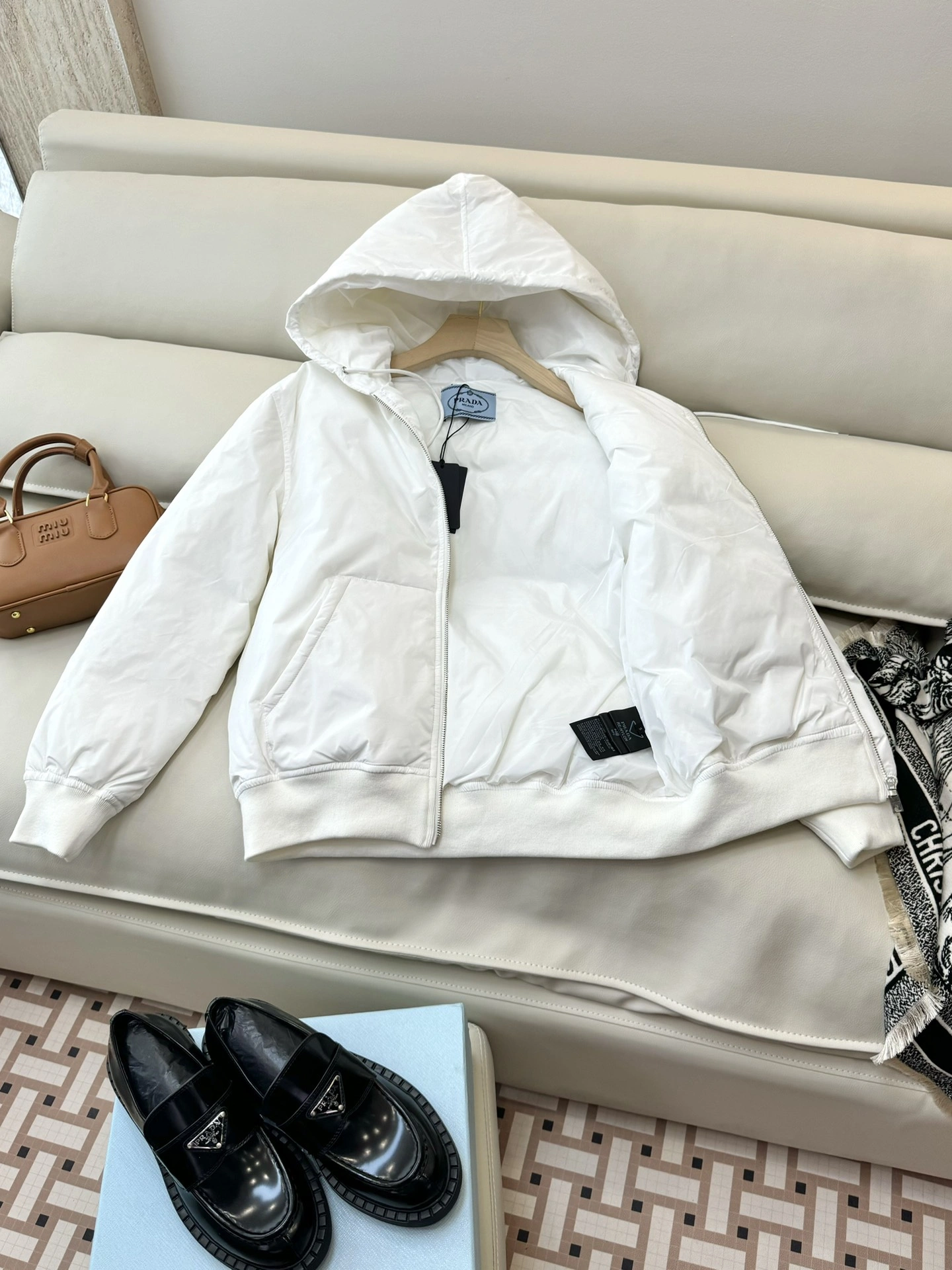 Seasonal Prada Down Jackets 172647