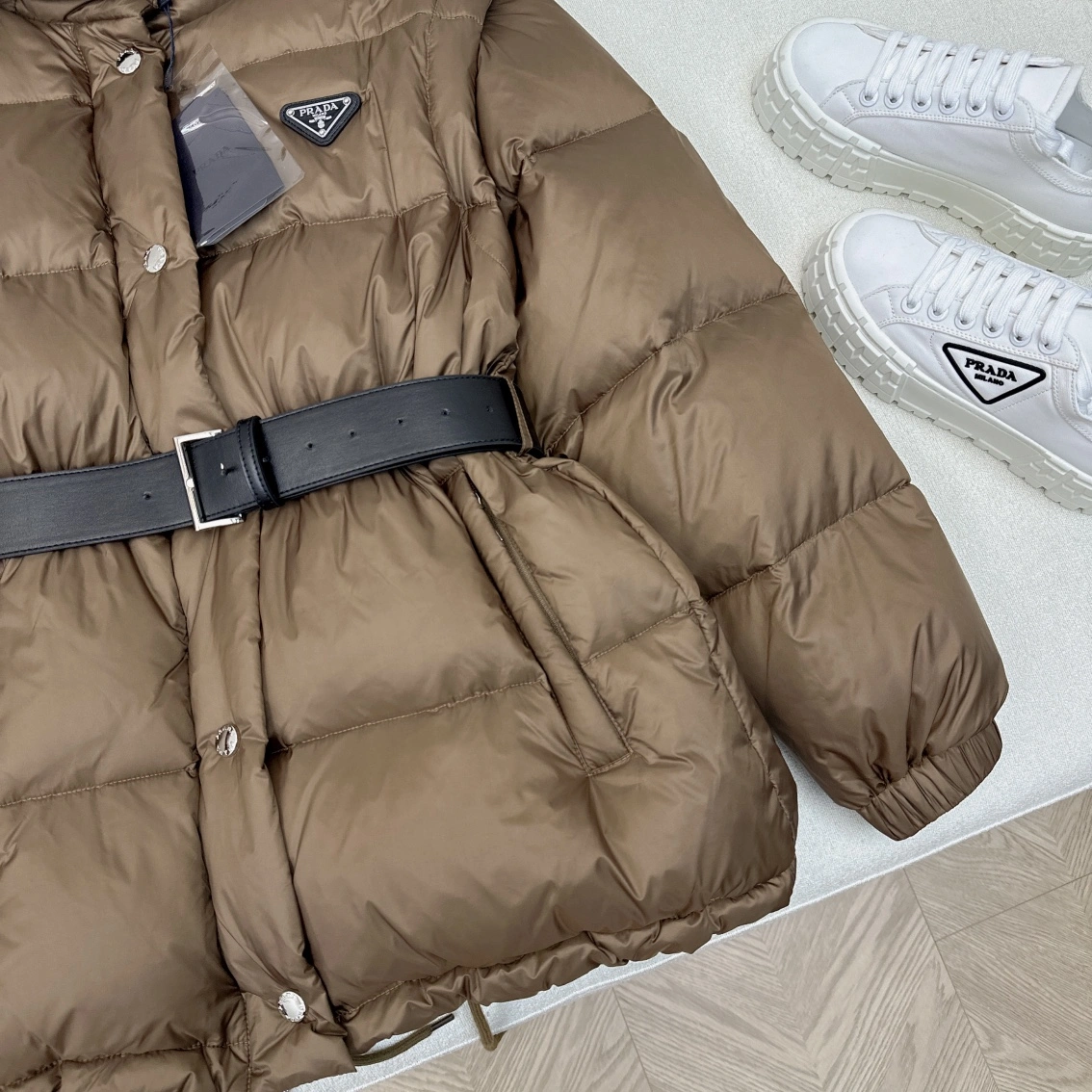 Prada Down Jackets HighQuality 172641