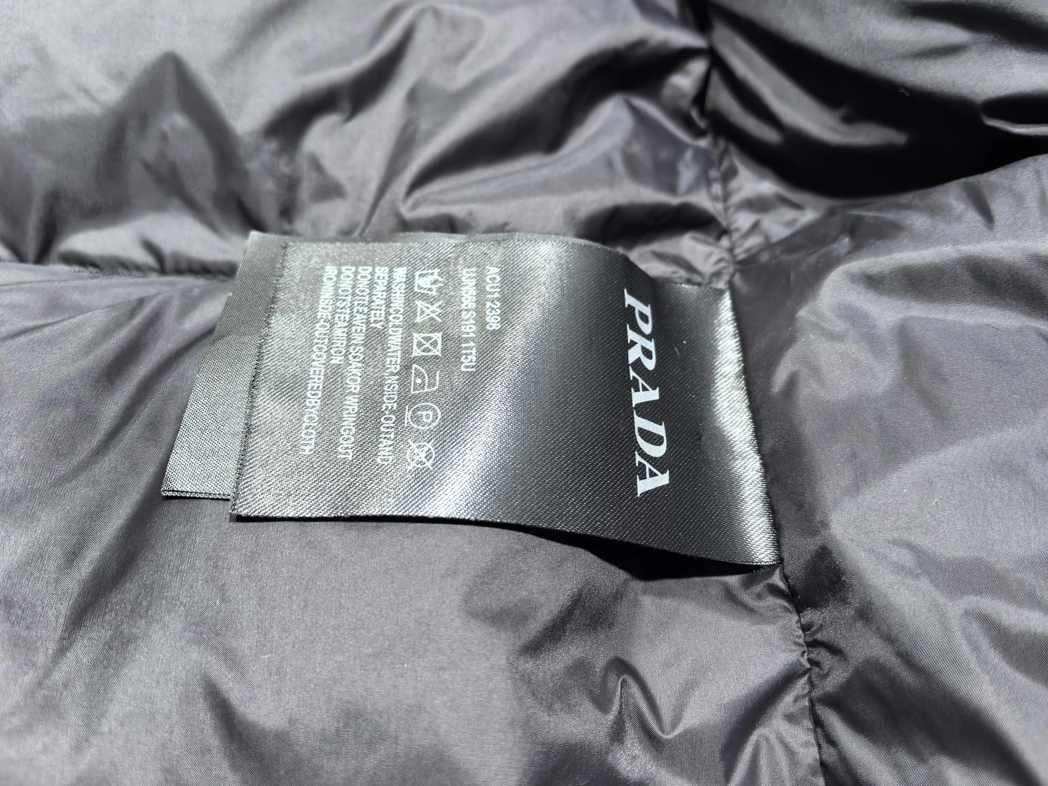 Sporty Prada Down Jackets 172637