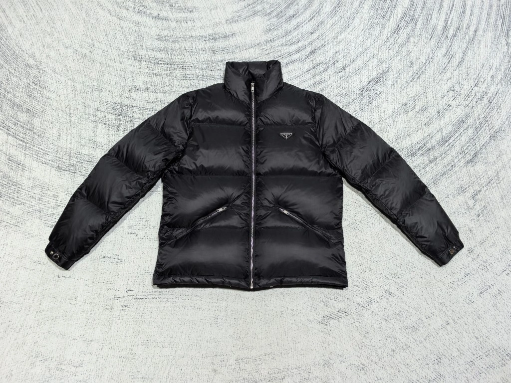 Breathable Prada Down Jackets 172636