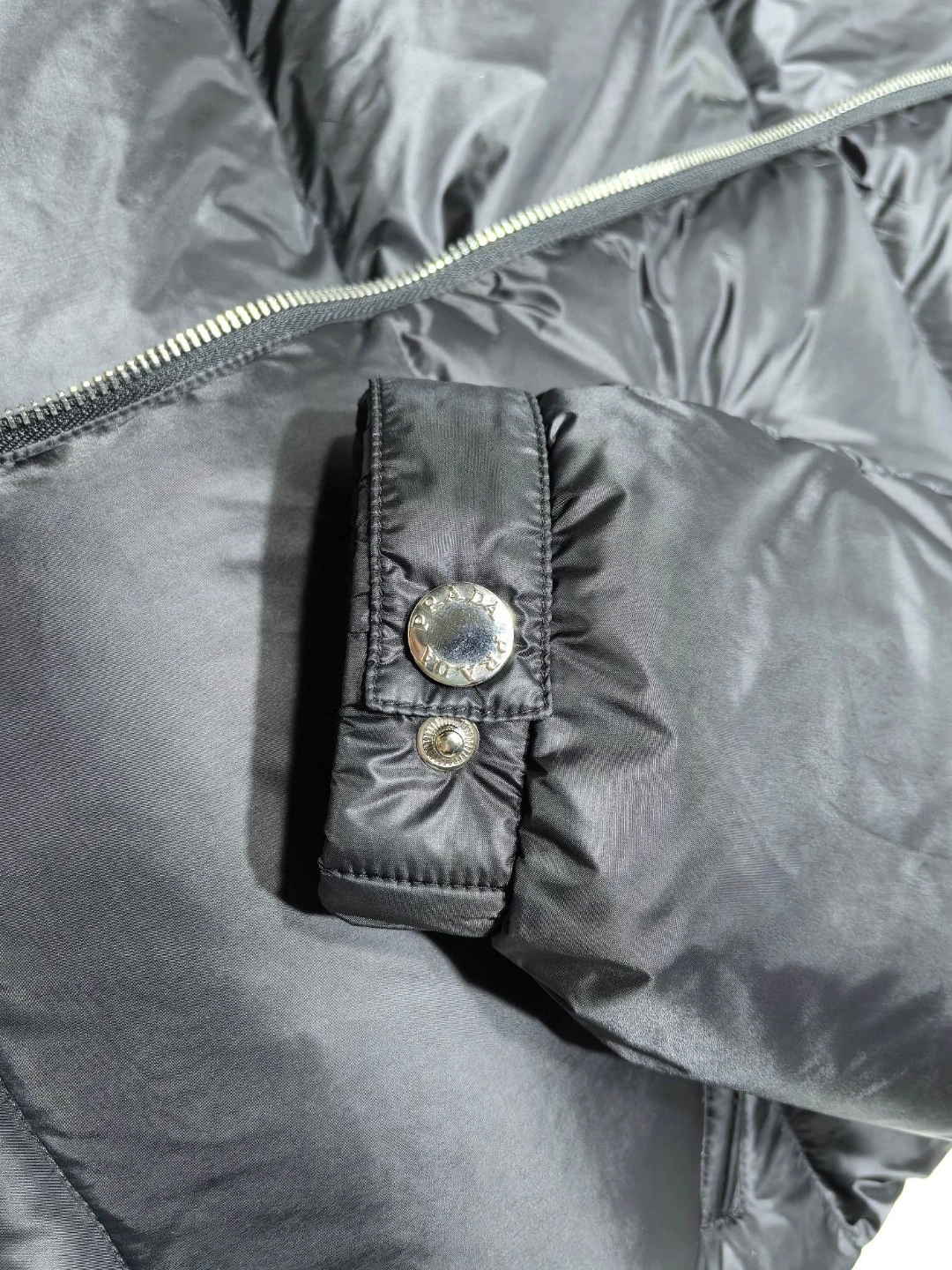 Breathable Prada Down Jackets 172636
