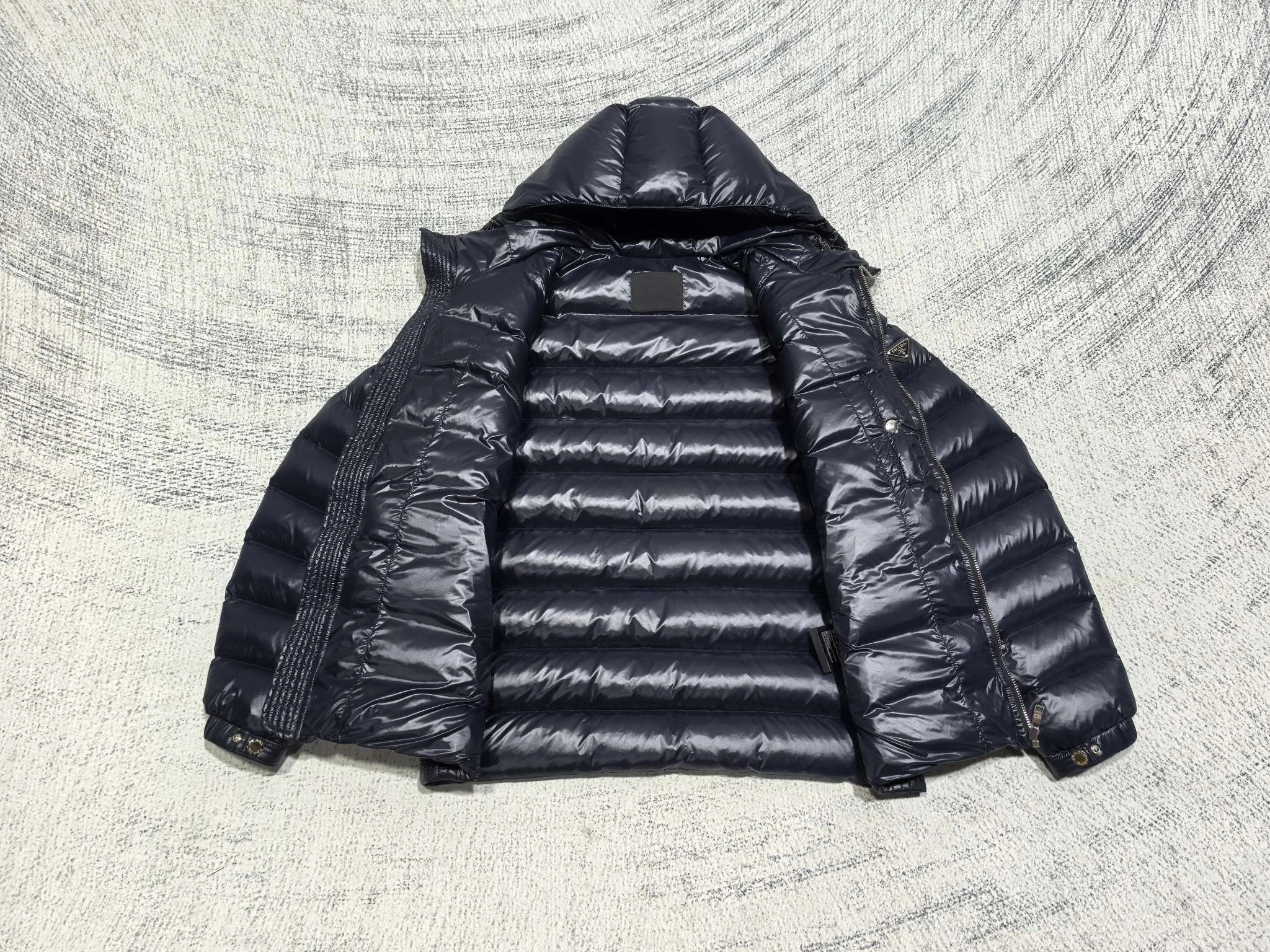 Prada Down Jackets Fashionable 172598
