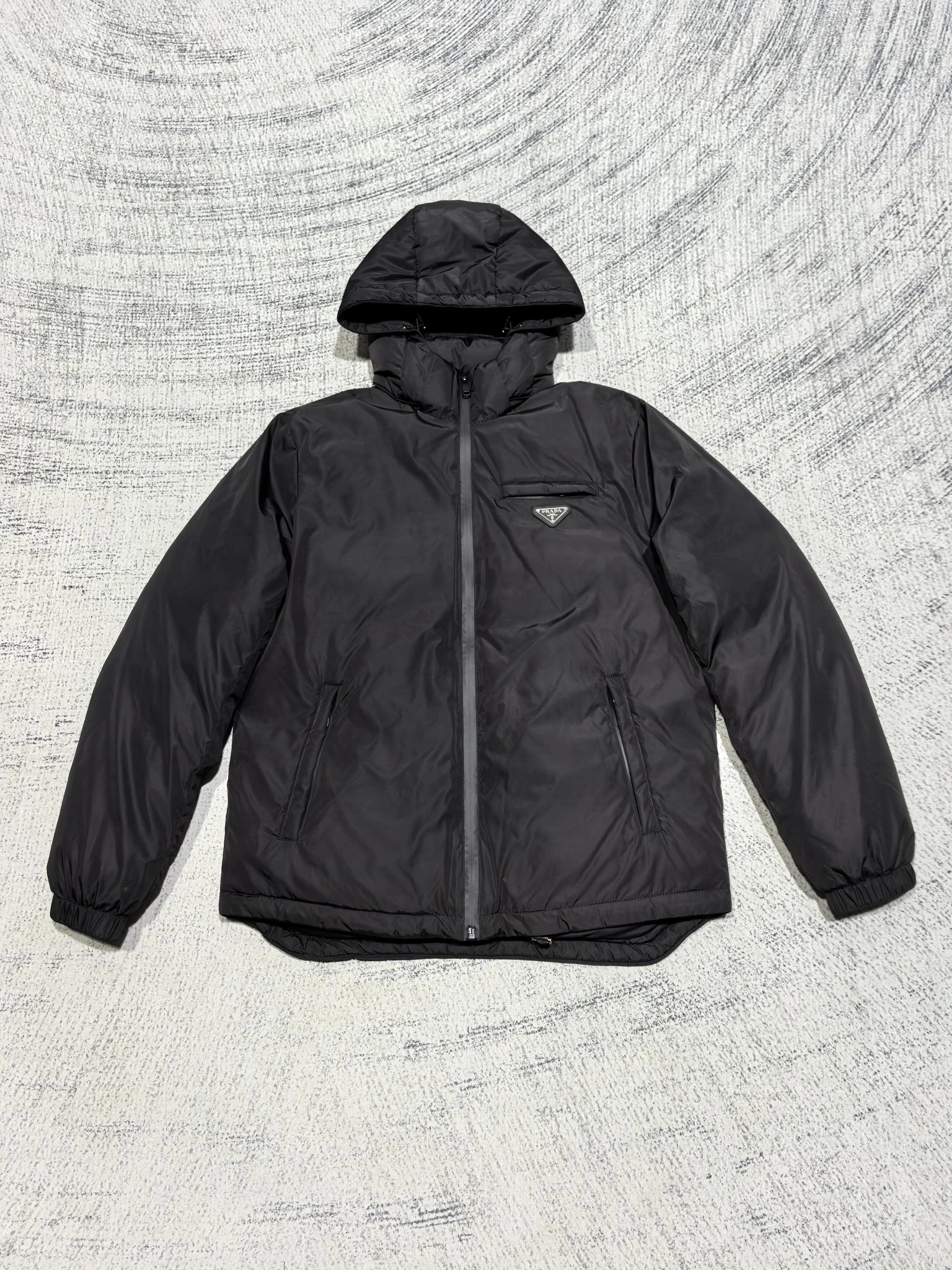 Prada Down Jackets Classic 172602