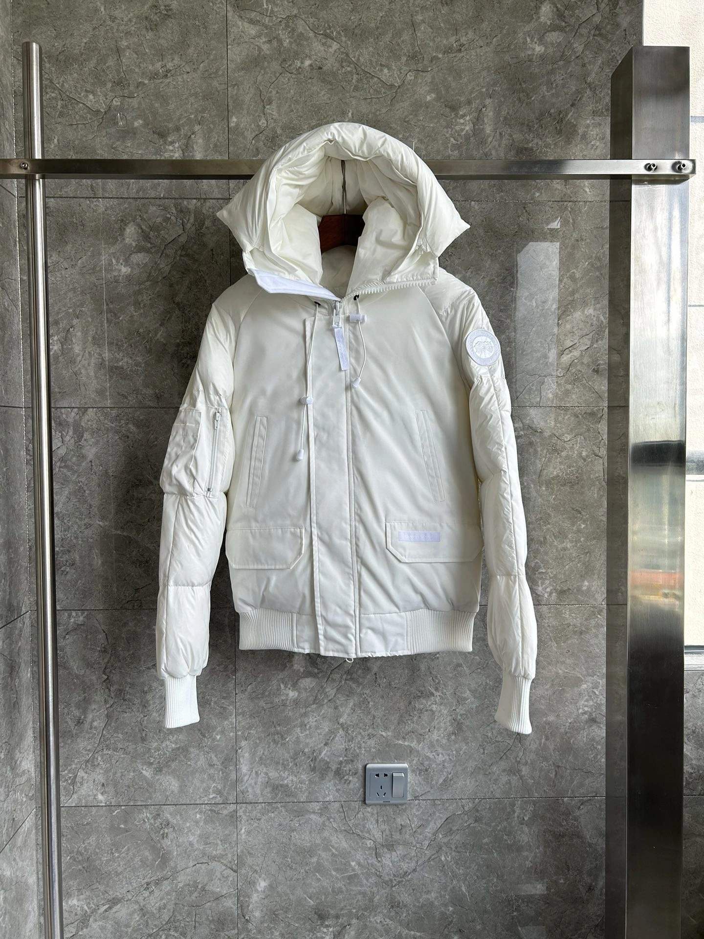 MultiPurpose Prada Down Jackets 172635