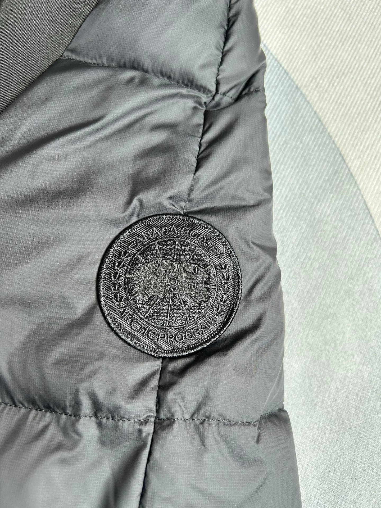 Youthful Prada Down Jackets 172596