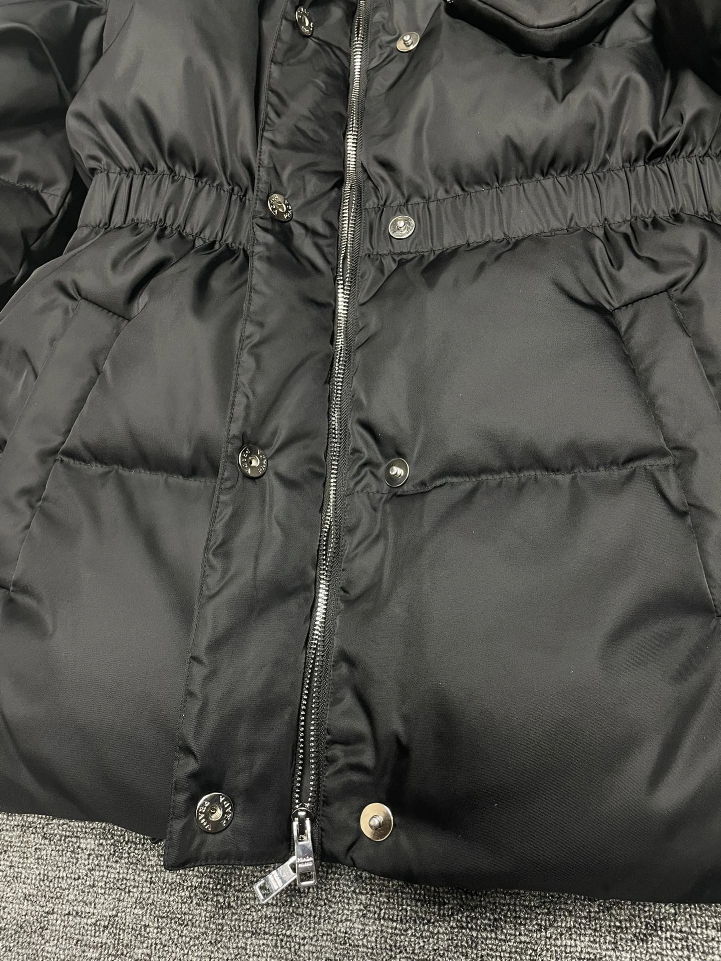 SmartChoice Prada Down Jackets 172594