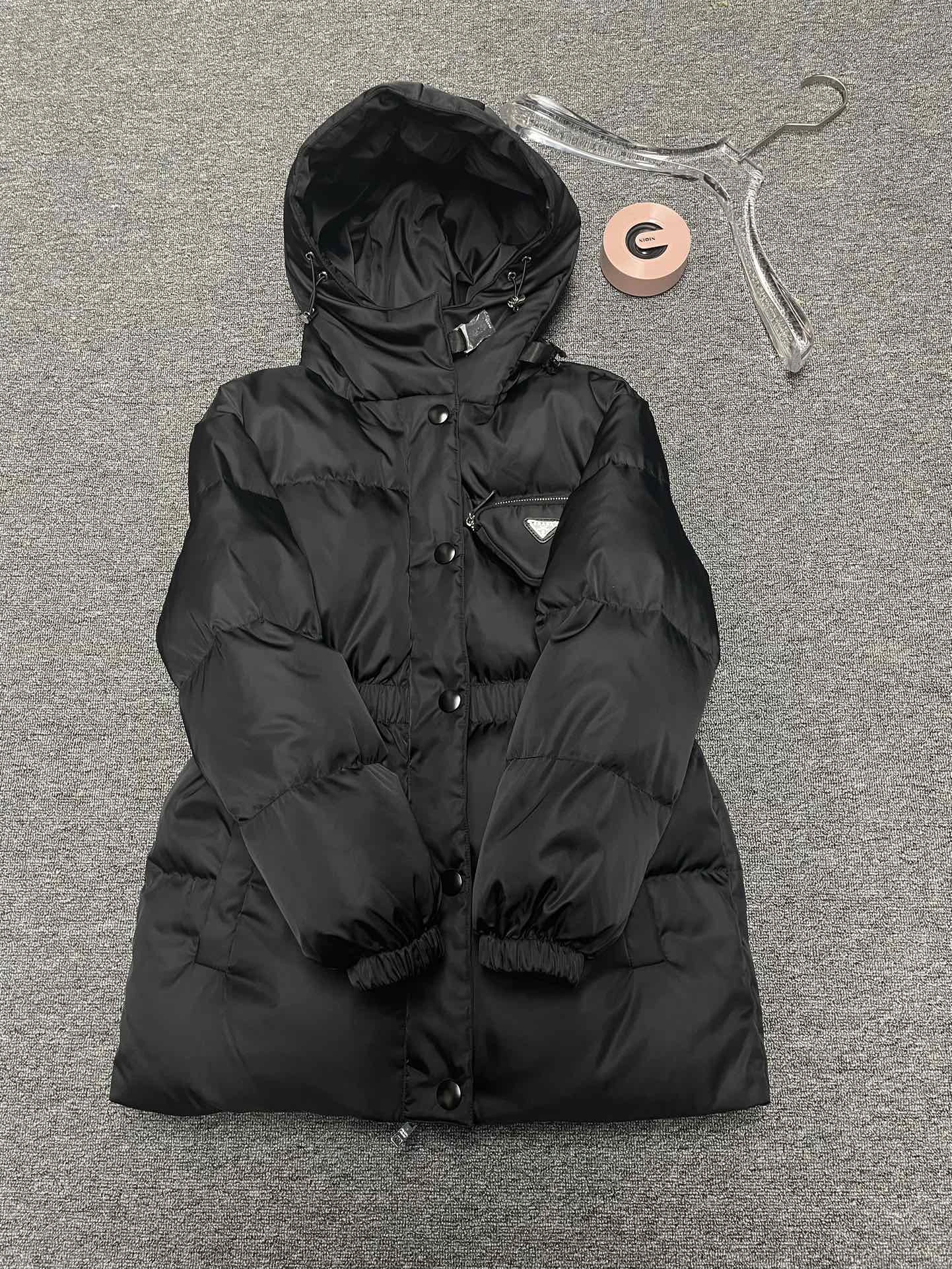 SmartChoice Prada Down Jackets 172594
