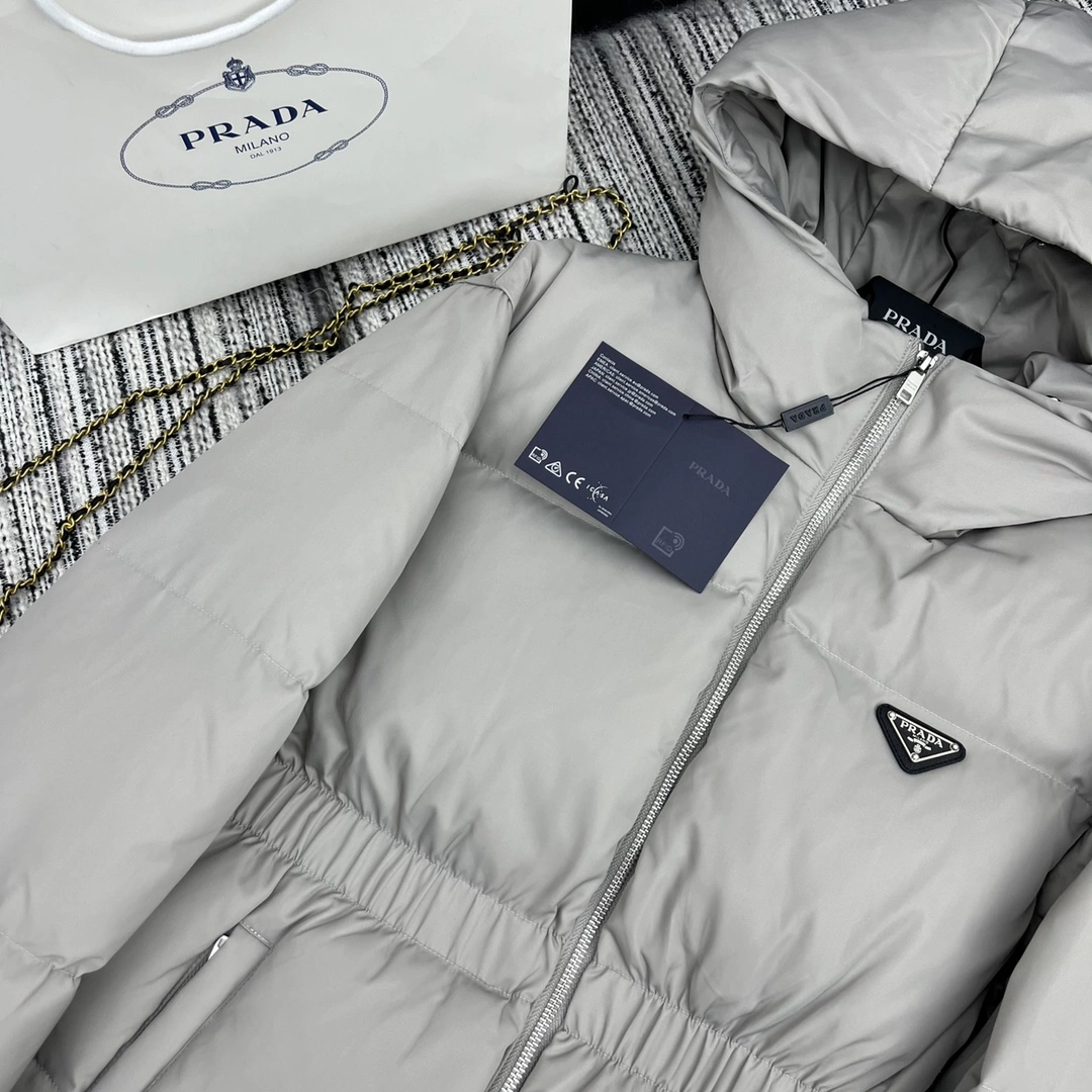 Prada Down Jackets HighPerformance 172589
