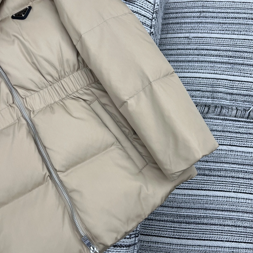 Prada Down Jackets Flexible 172593