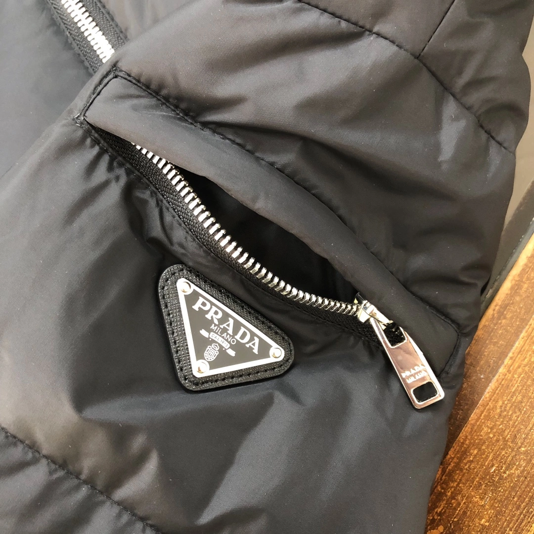 QuickDry Prada Down Jackets 172584