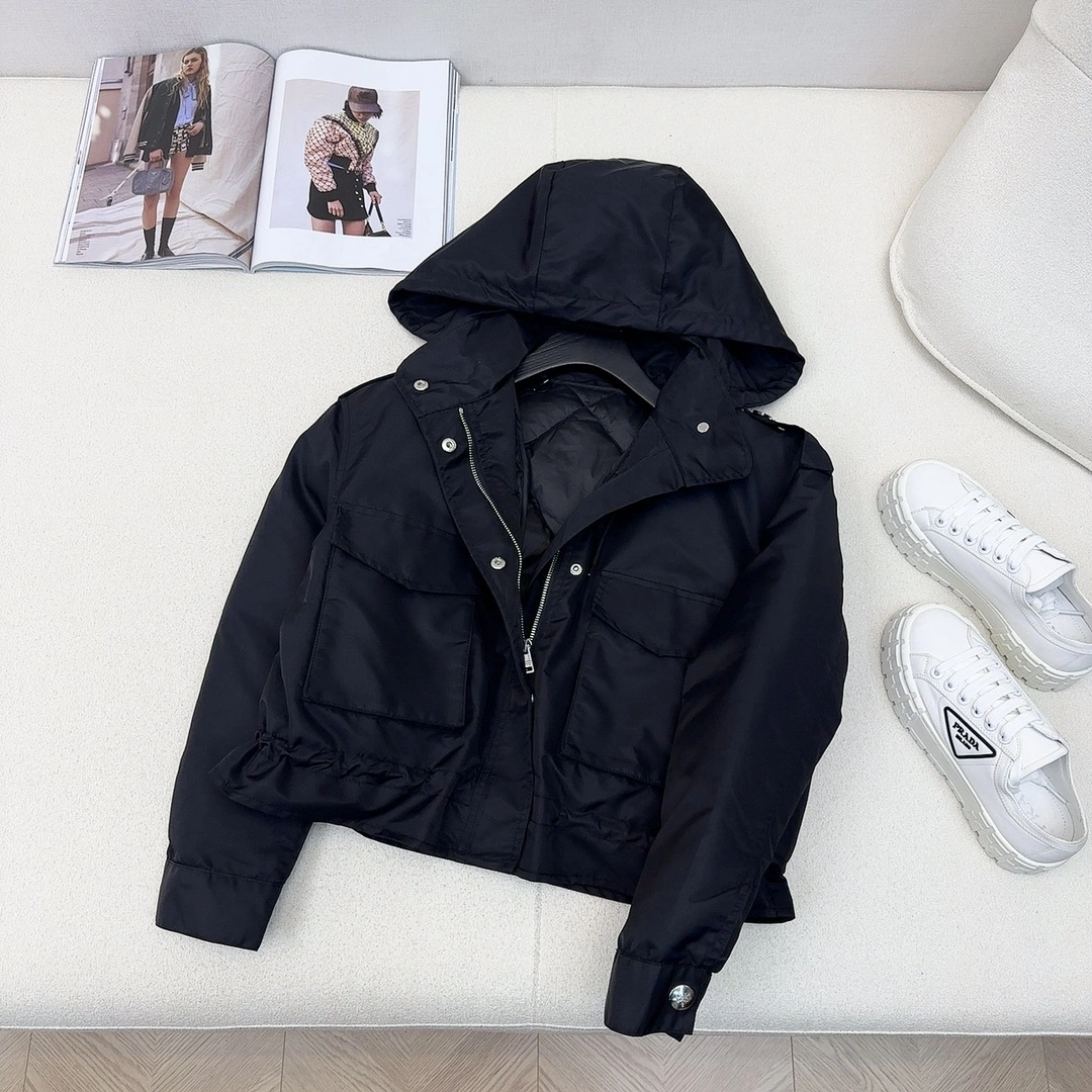 Prada Down Jackets Snug 172612