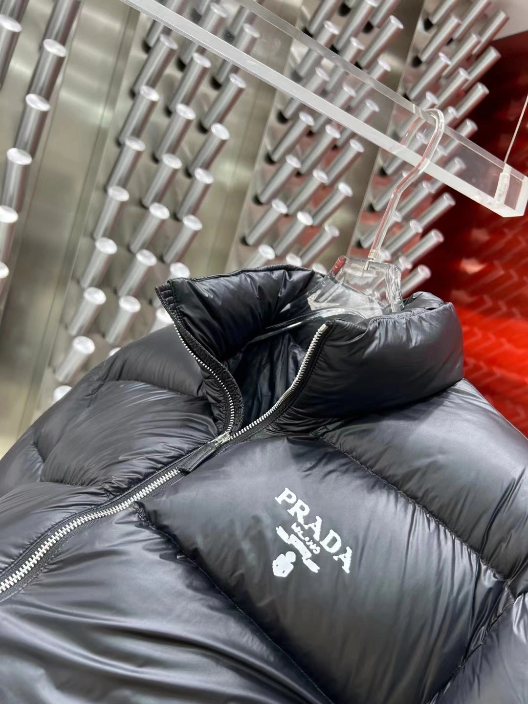 Prada Down Jackets Comfortable 172572