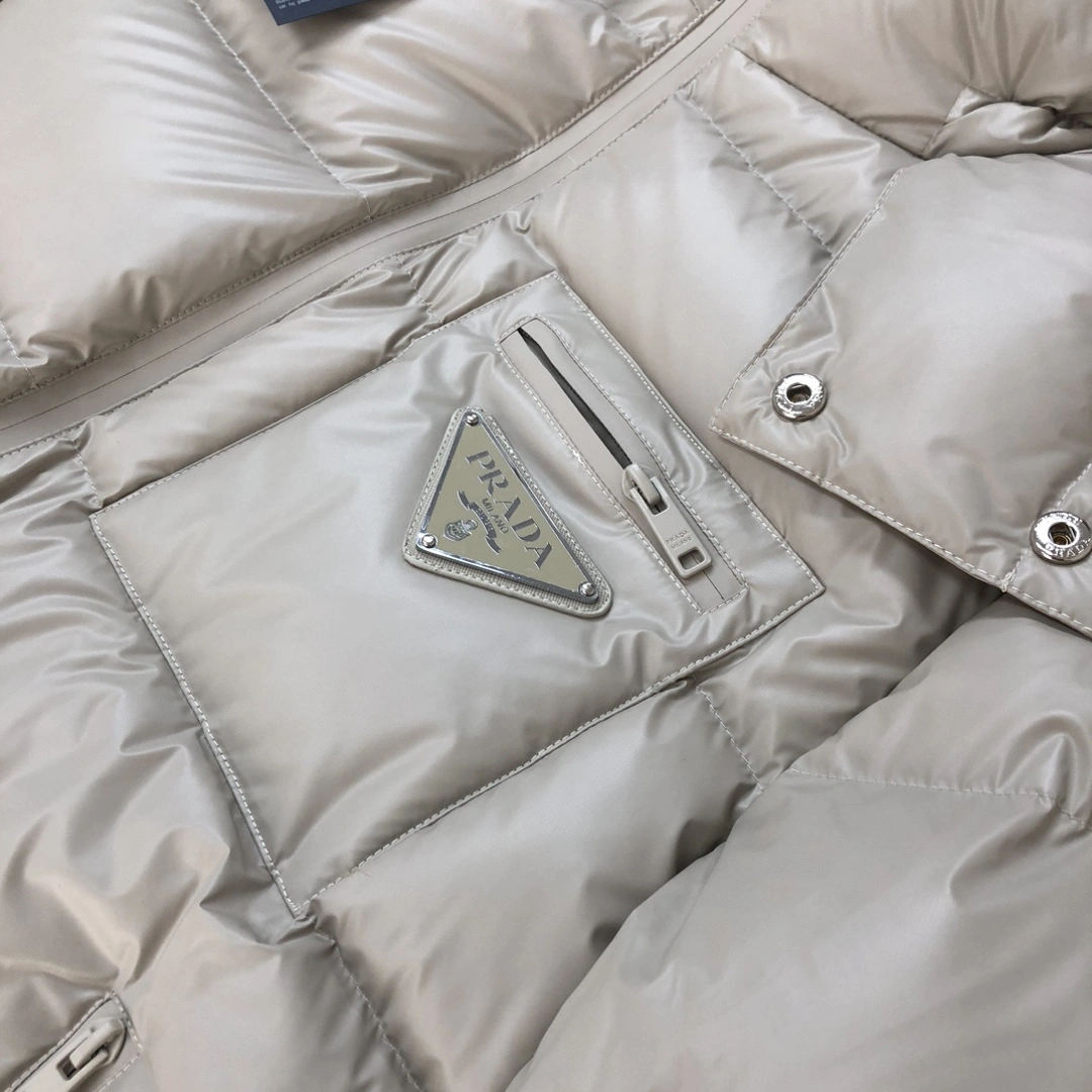 Prada Down Jackets RelaxedFit 172565