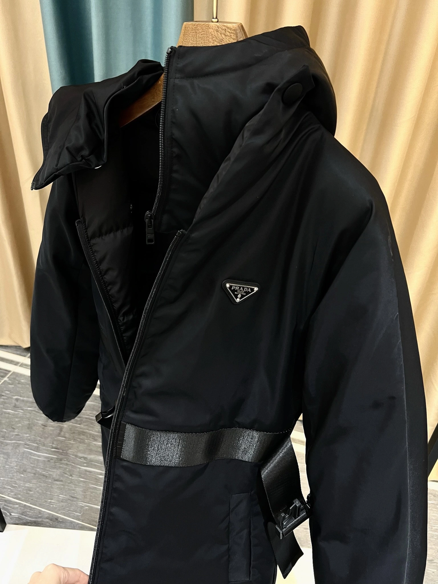 SmoothTexture Prada Down Jackets 172606