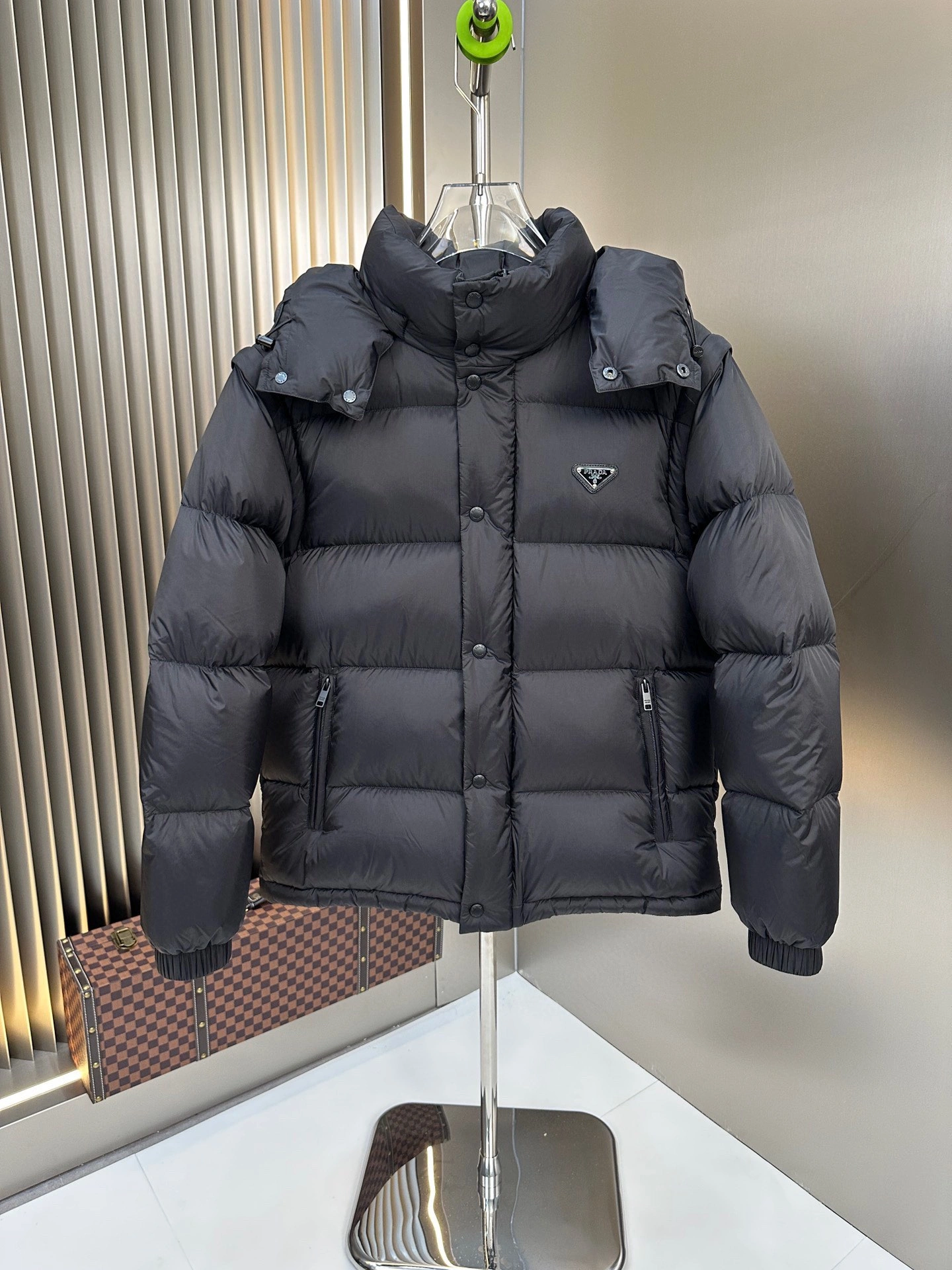 Prada Down Jackets Sophisticated 172604