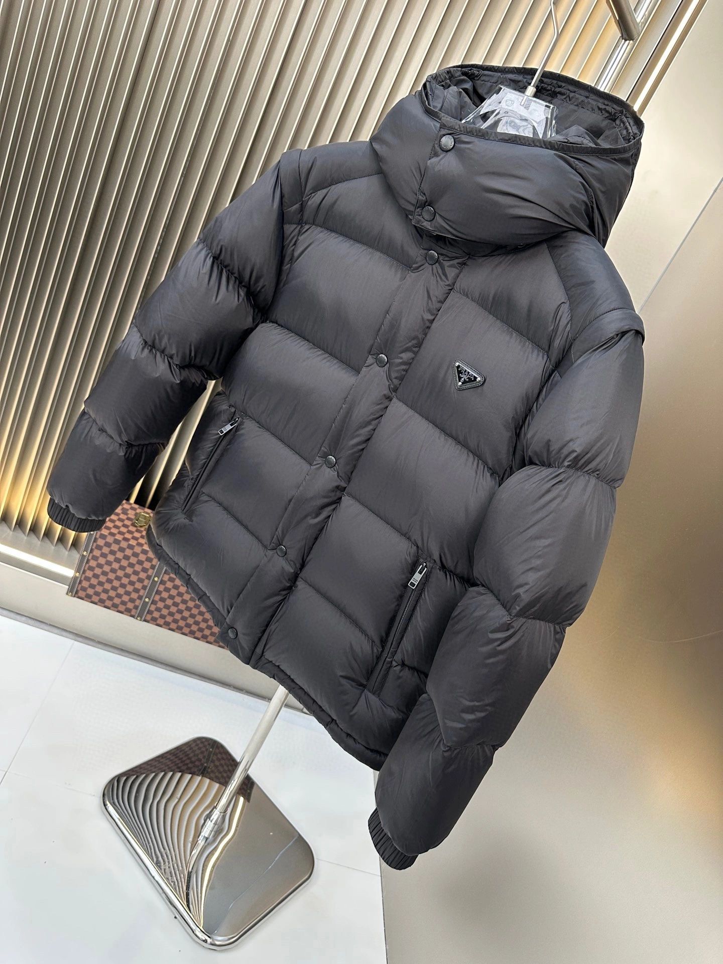 Prada Down Jackets Sophisticated 172604