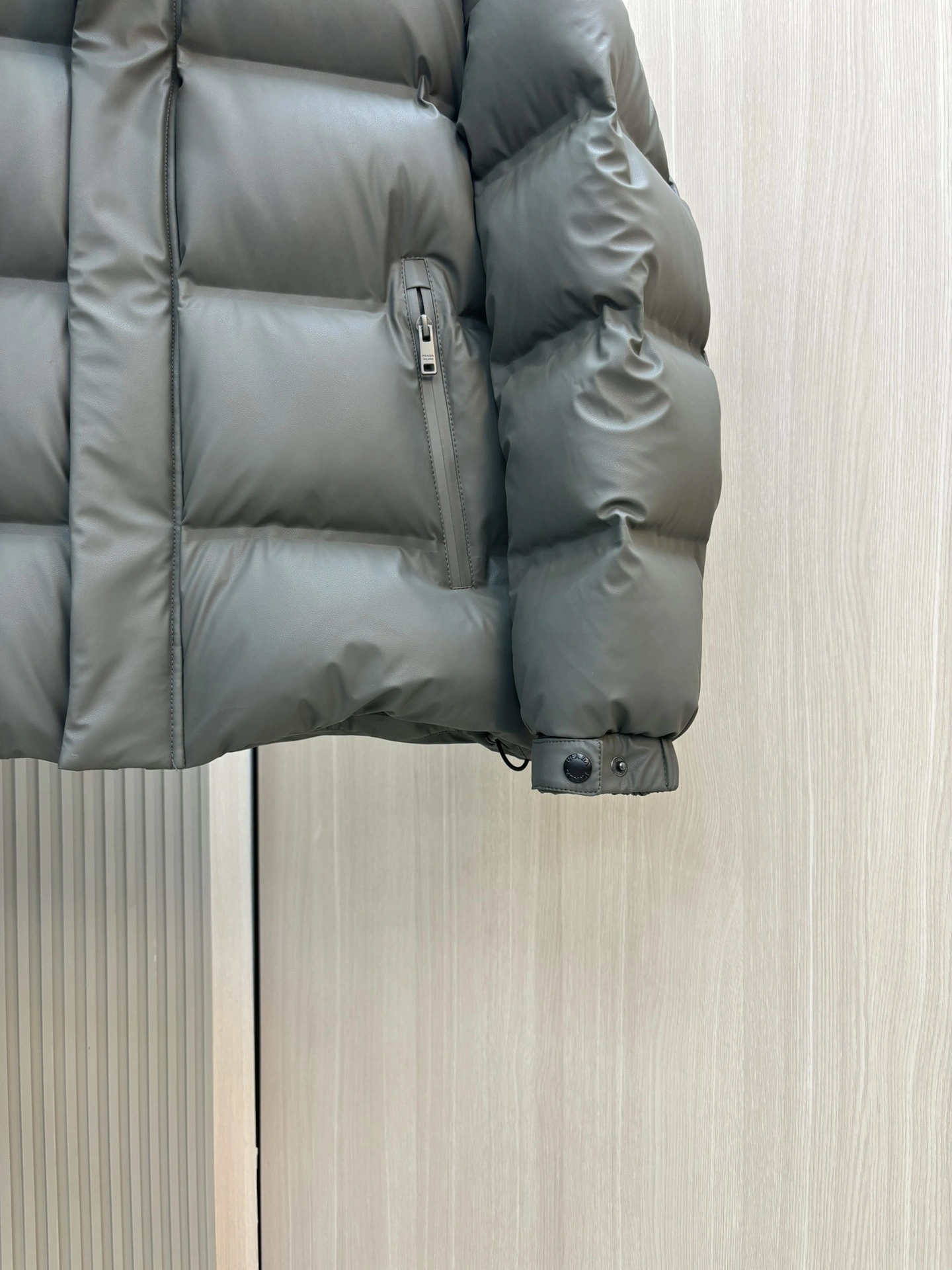 Refined Prada Down Jackets 172553