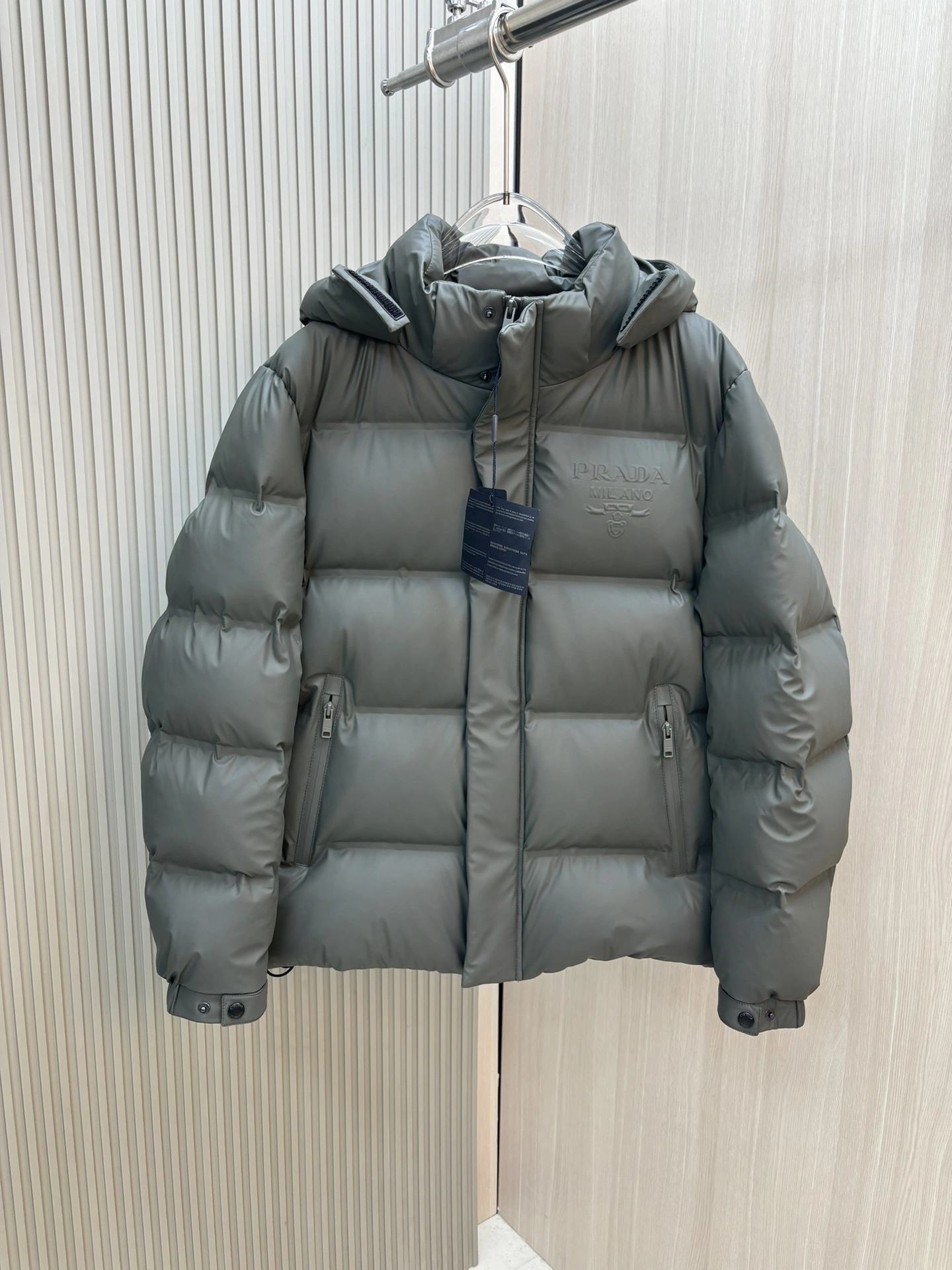 Refined Prada Down Jackets 172553