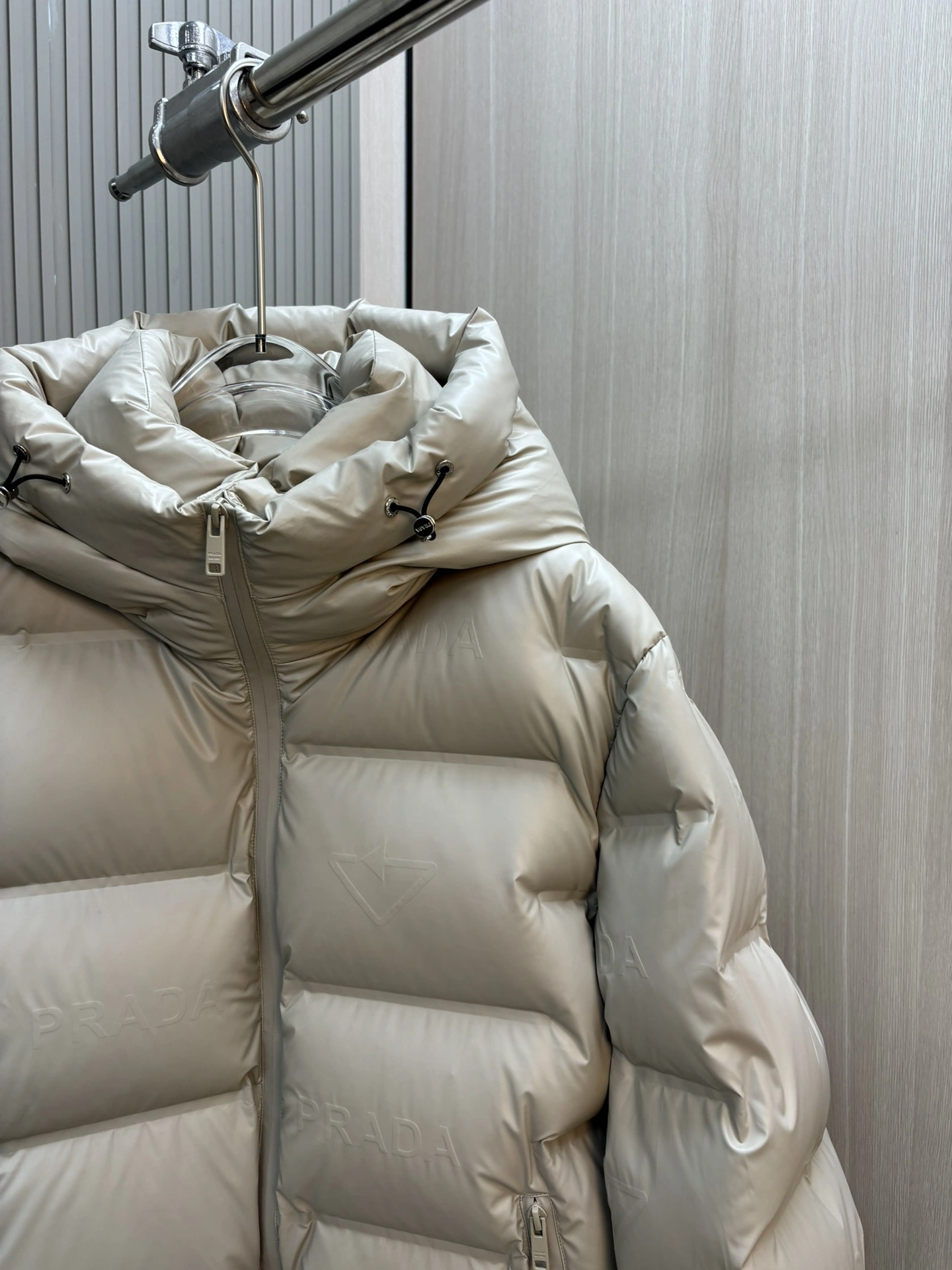 Prada Down Jackets Chic 172555