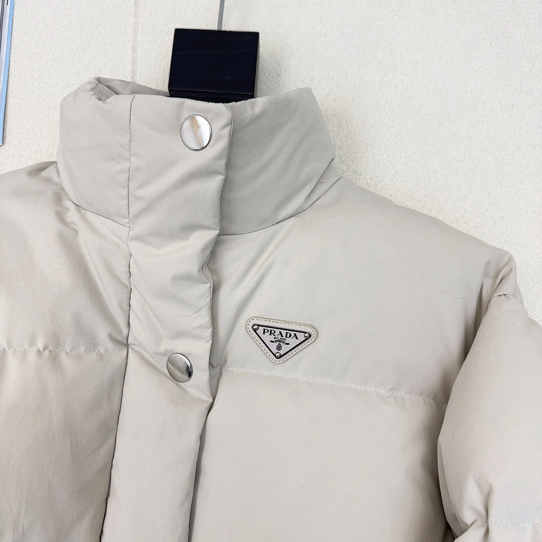 Snug Prada Down Jackets 172551