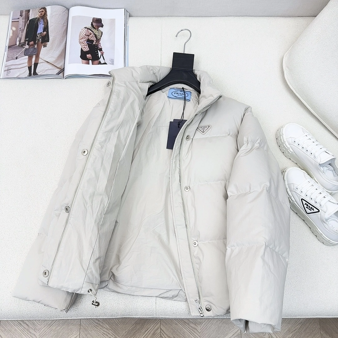 Snug Prada Down Jackets 172551