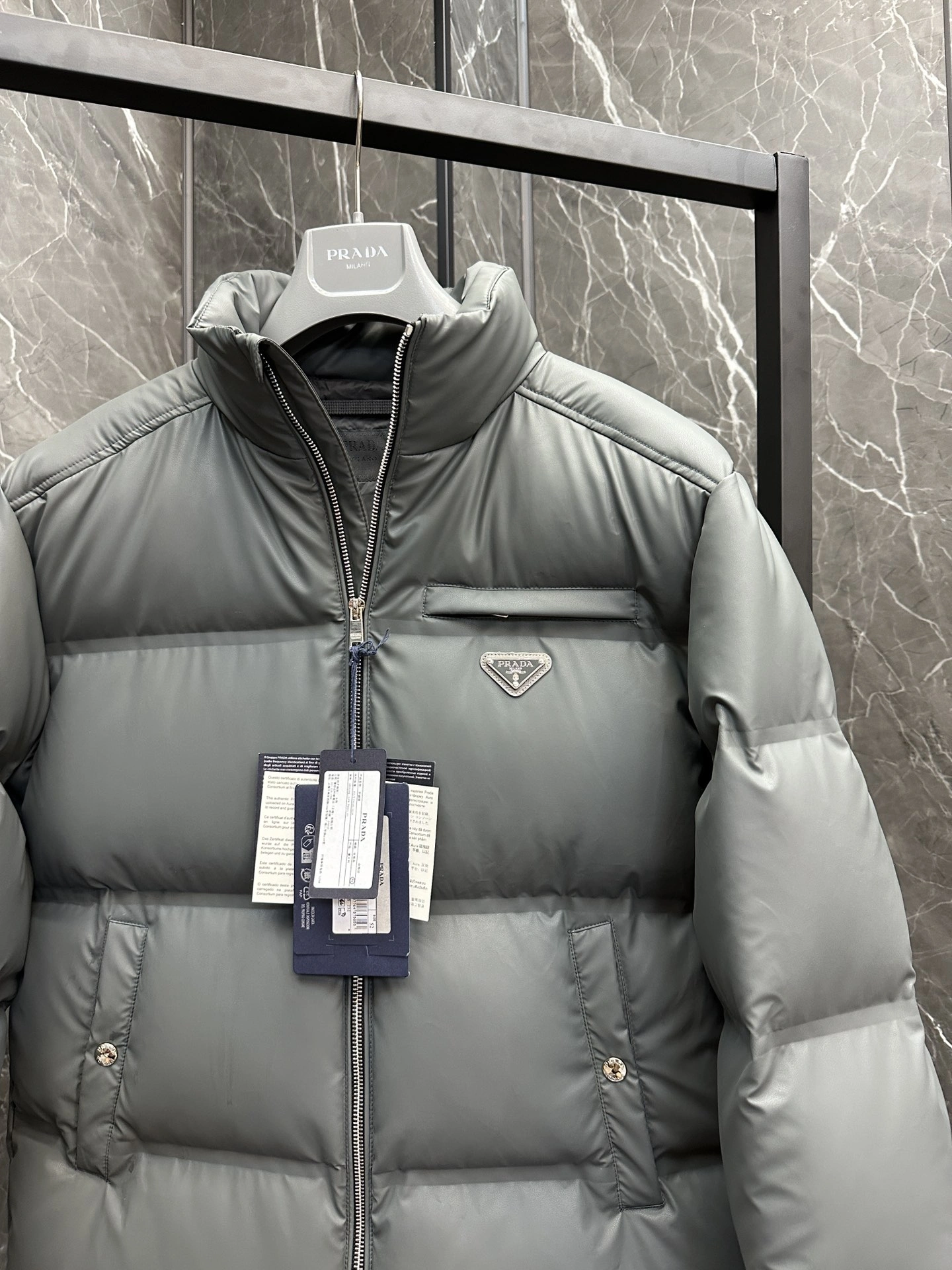 Prada Down Jackets MultiPurpose 172581
