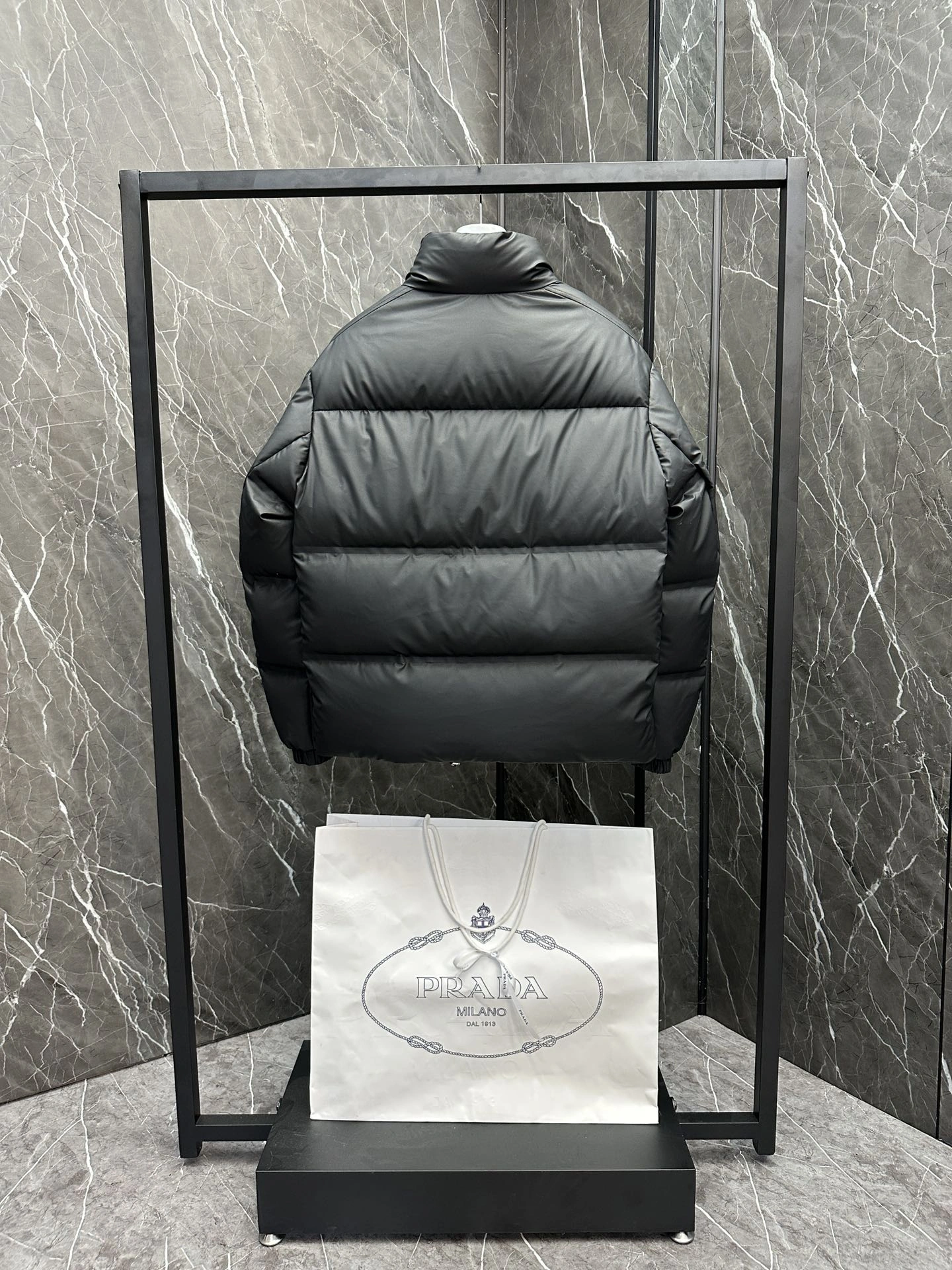 Unisex Prada Down Jackets 172549