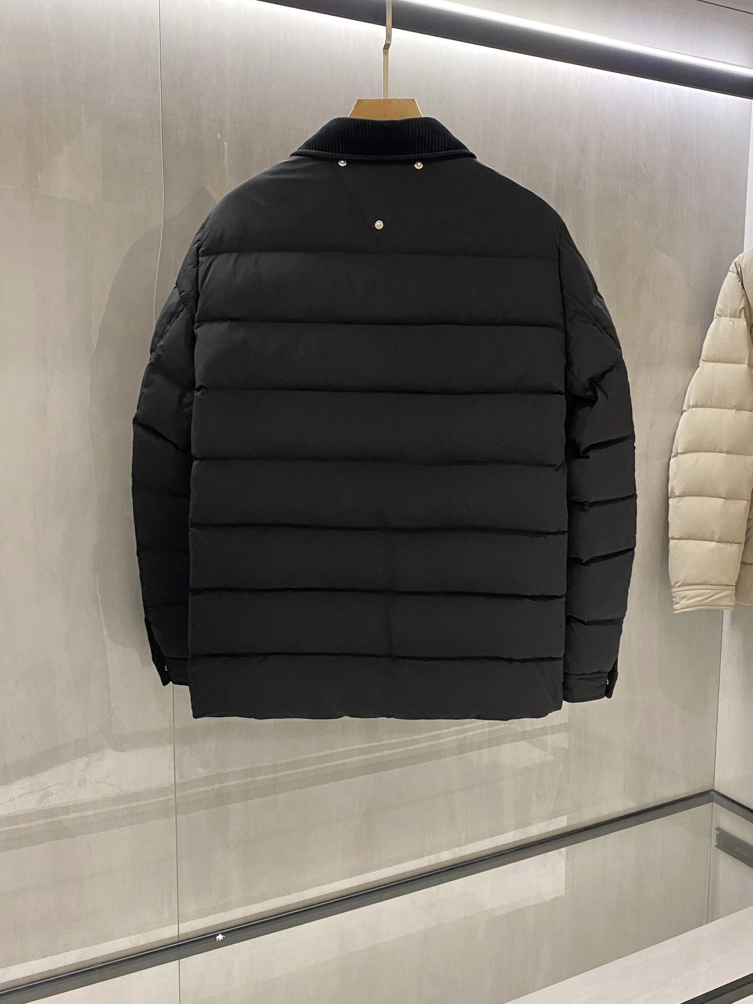 Prada Down Jackets Durable 172546