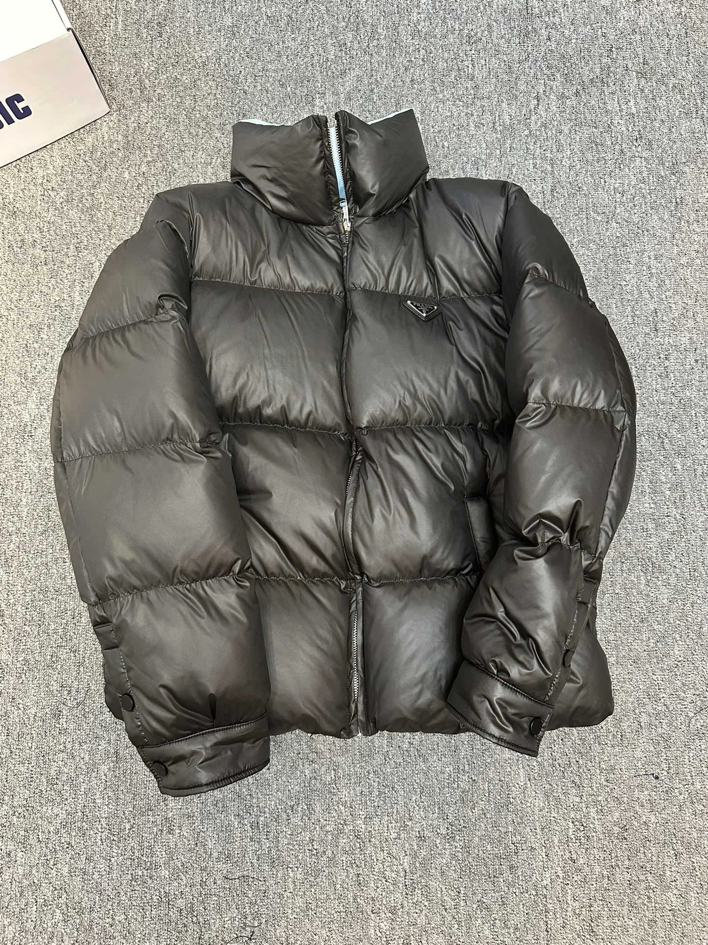Prada Down Jackets Trendy 172580