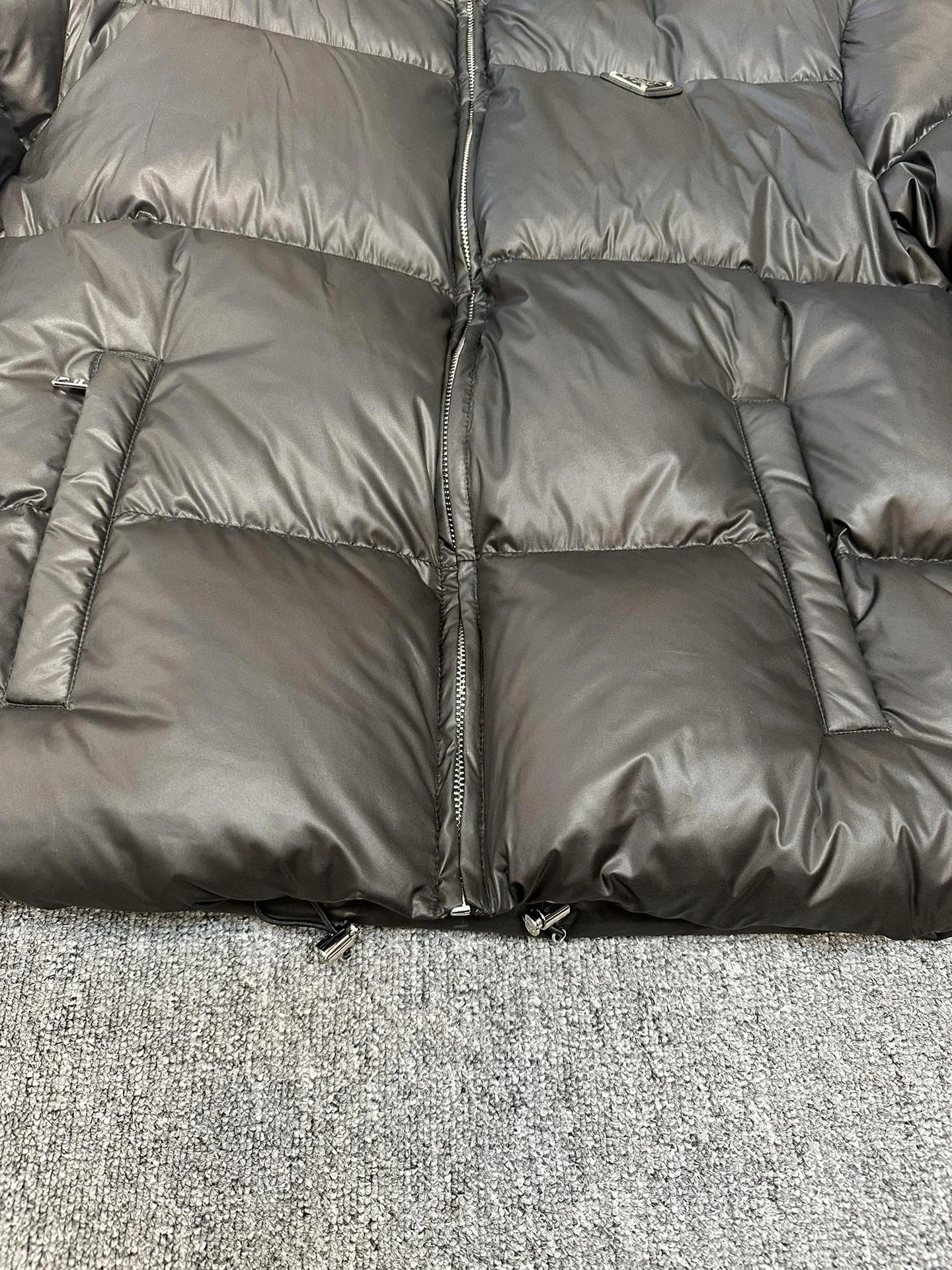 Prada Down Jackets Trendy 172580