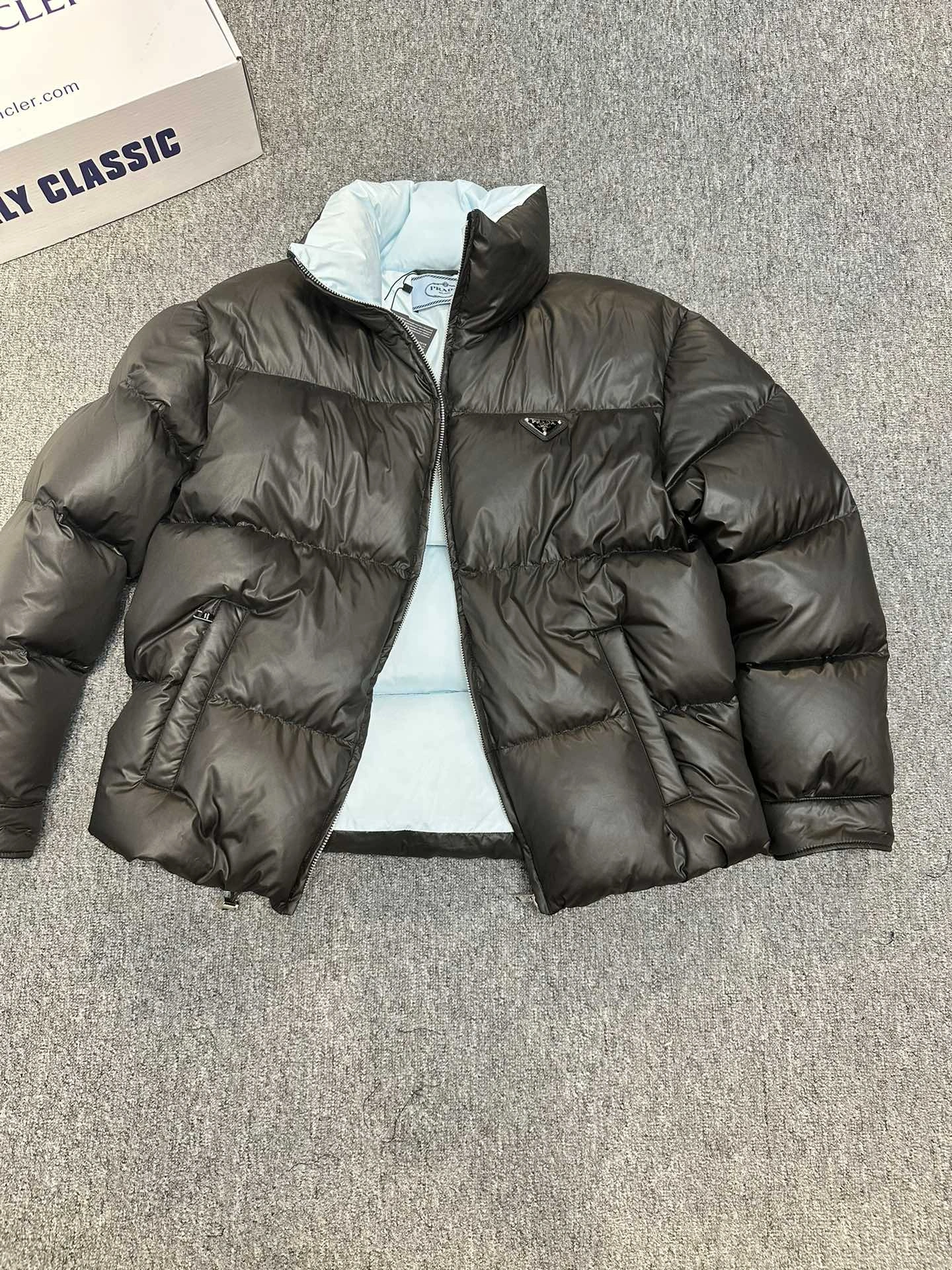 Prada Down Jackets Trendy 172580