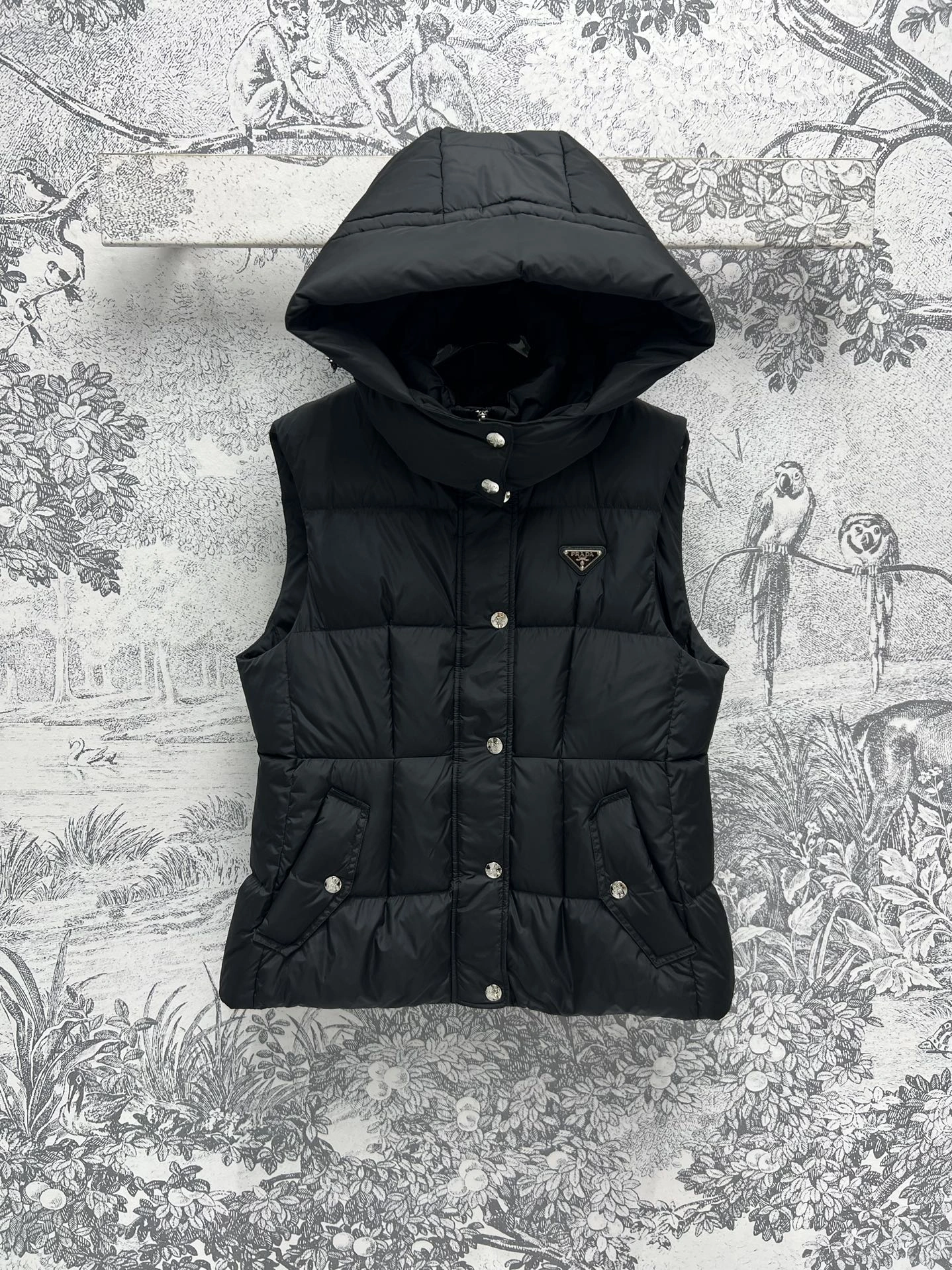 Prada Down Jackets Stylish 172544