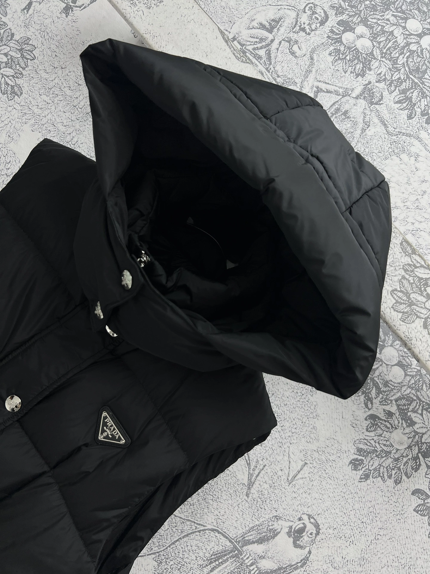 Prada Down Jackets Stylish 172544