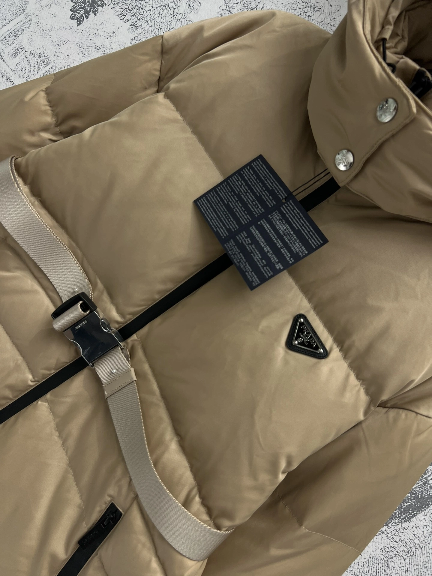 Prada Down Jackets Affordable 172542
