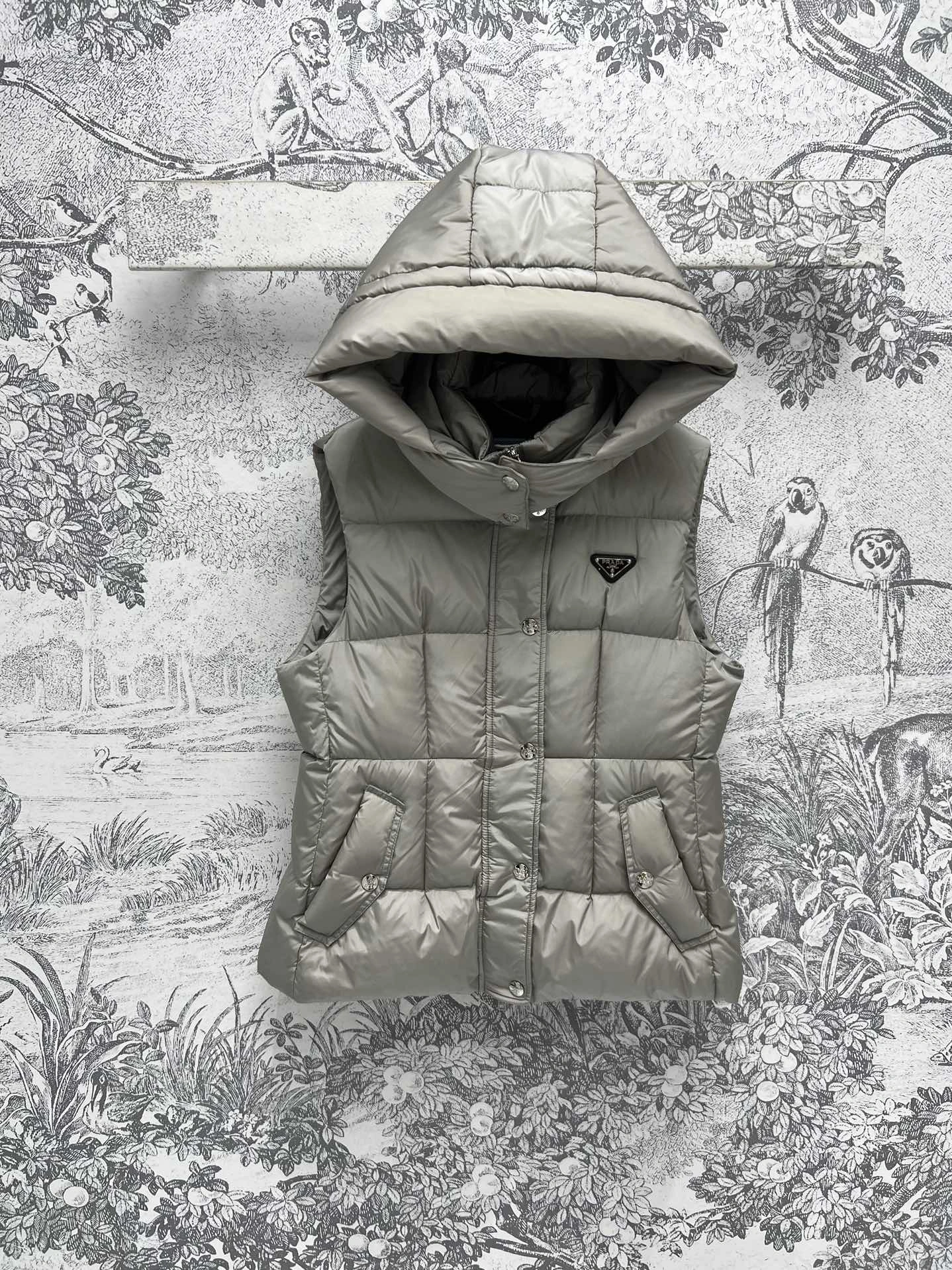 Prada Down Jackets SportInspired 172575