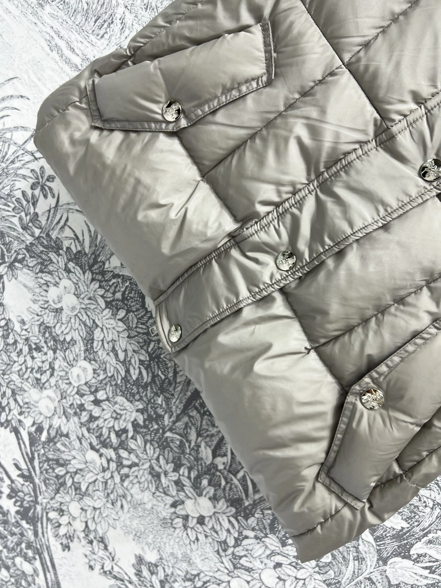 Prada Down Jackets SportInspired 172575