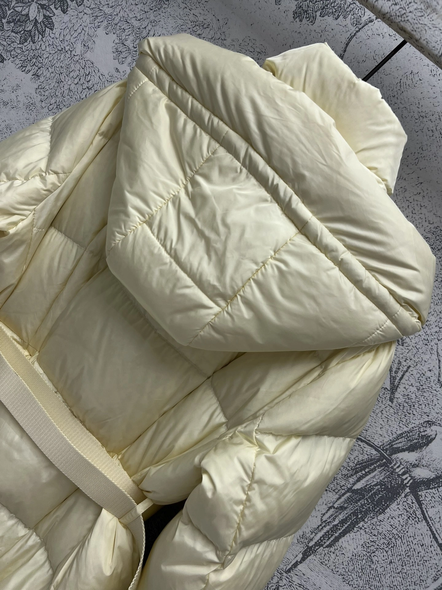 Prada Down Jackets WellDesigned 172529
