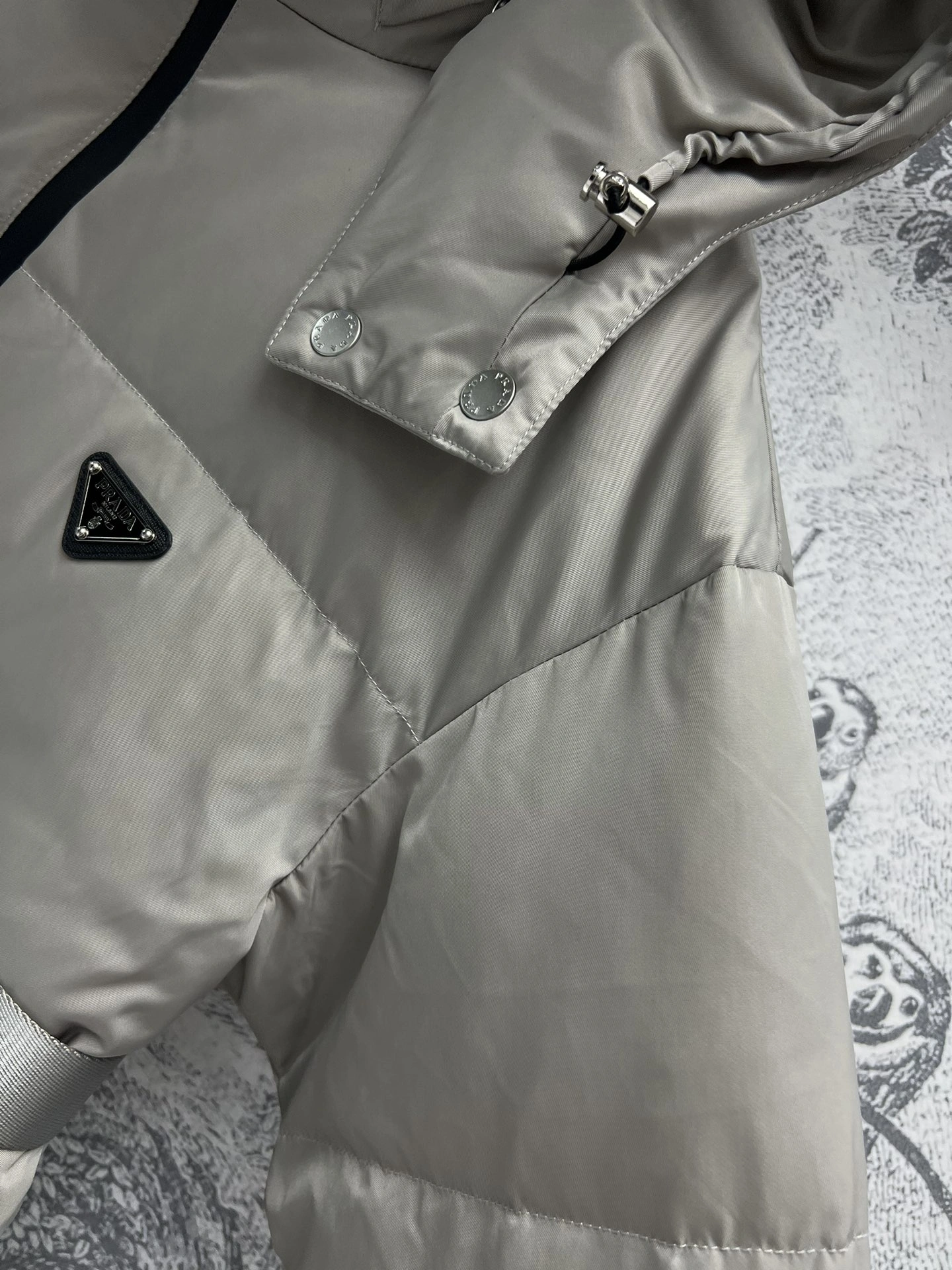 Prada Down Jackets Affordable 172527