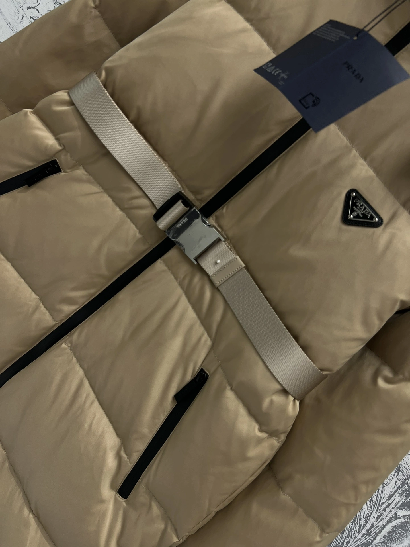 Prada Down Jackets Durable 172530