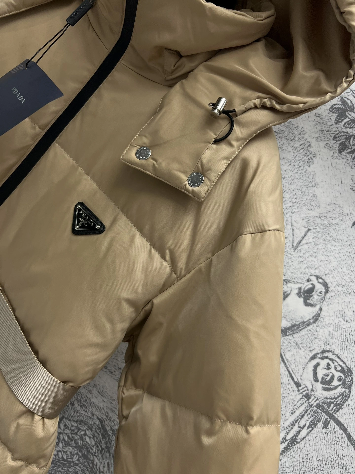 Prada Down Jackets Durable 172530