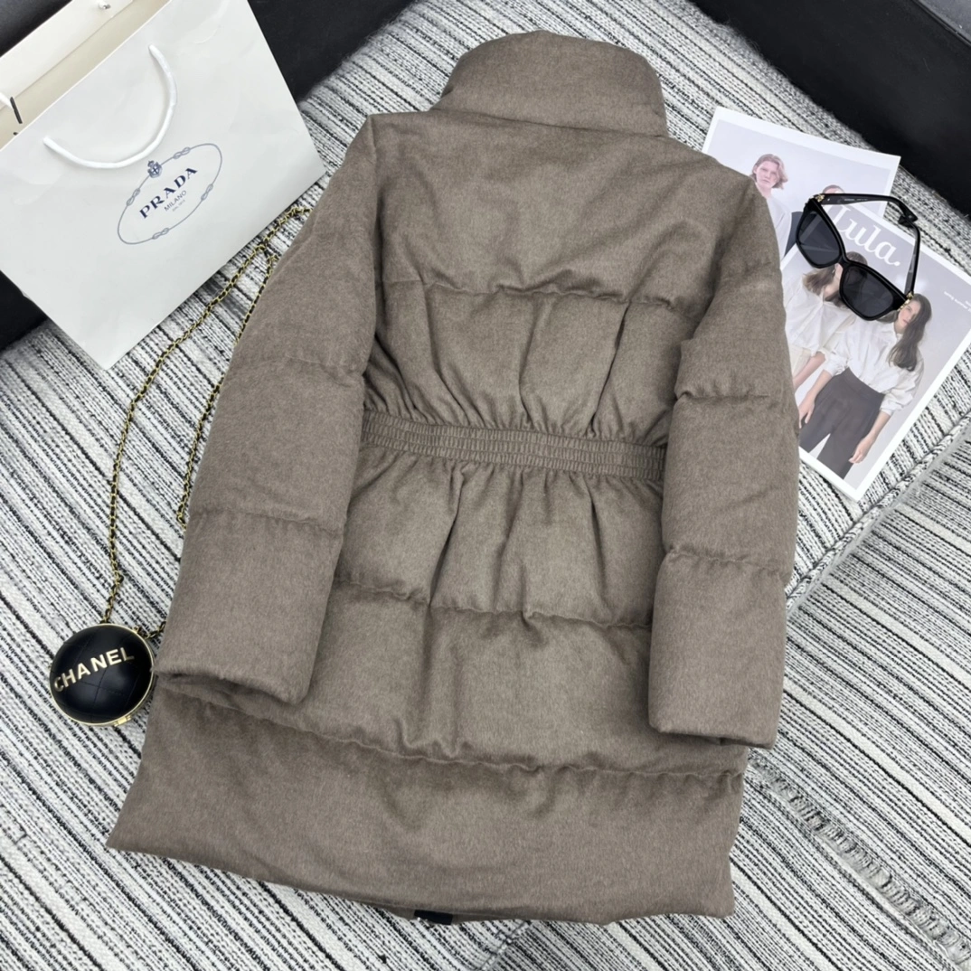EyeCatching Prada Down Jackets 172523