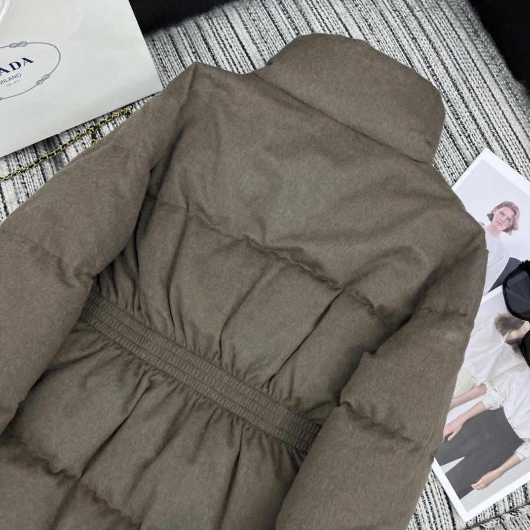 EyeCatching Prada Down Jackets 172523