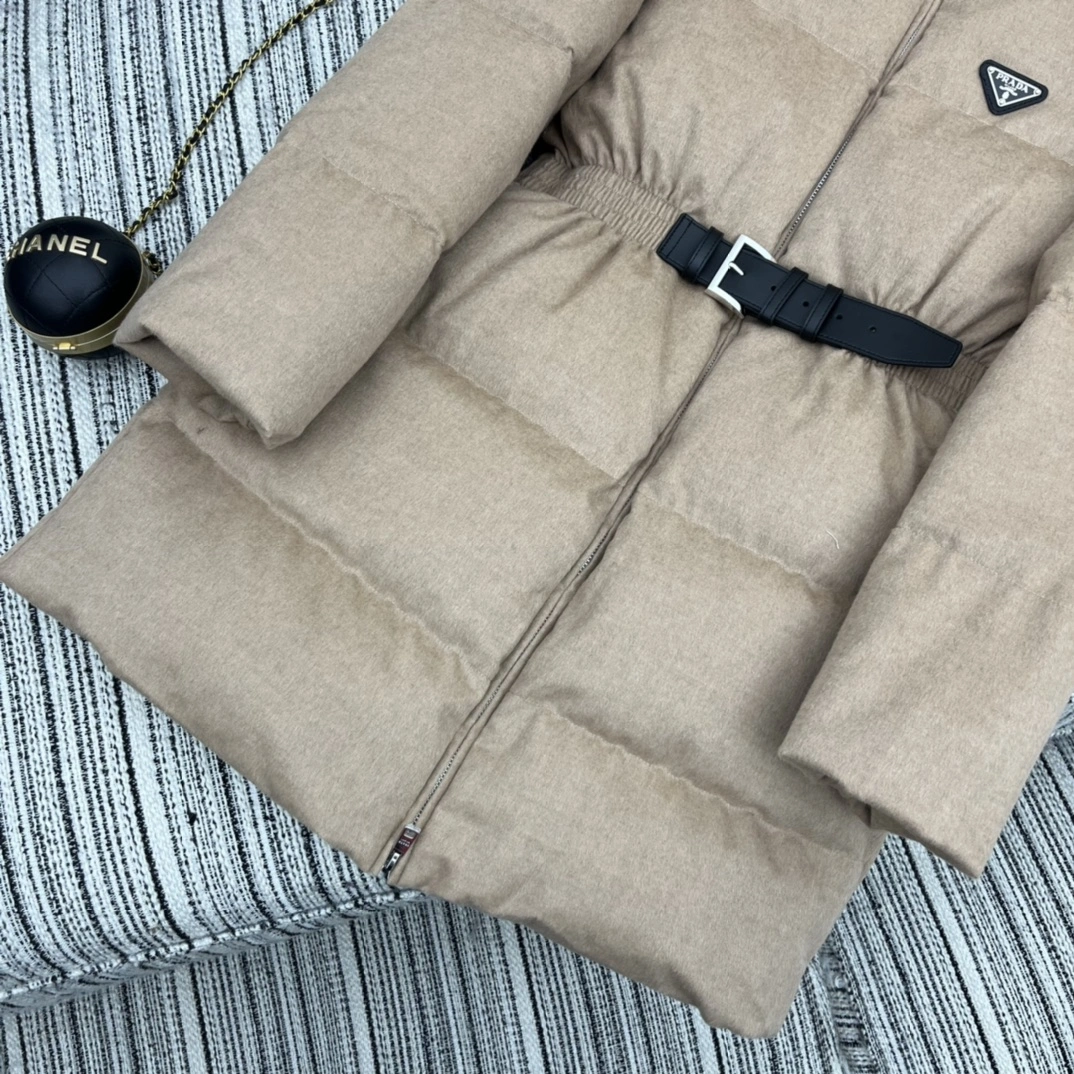 Classic Prada Down Jackets 172533
