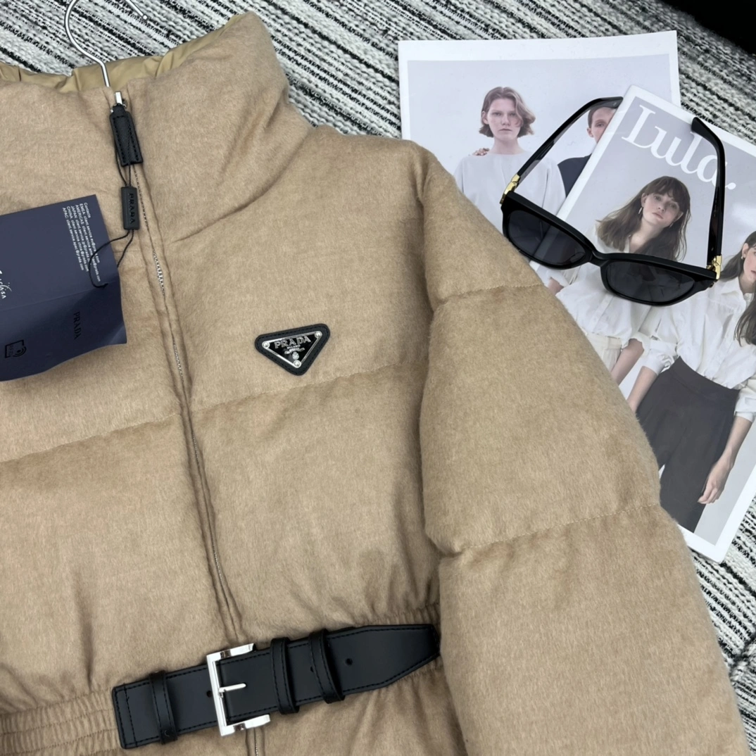 Prada Down Jackets Breathable 172531
