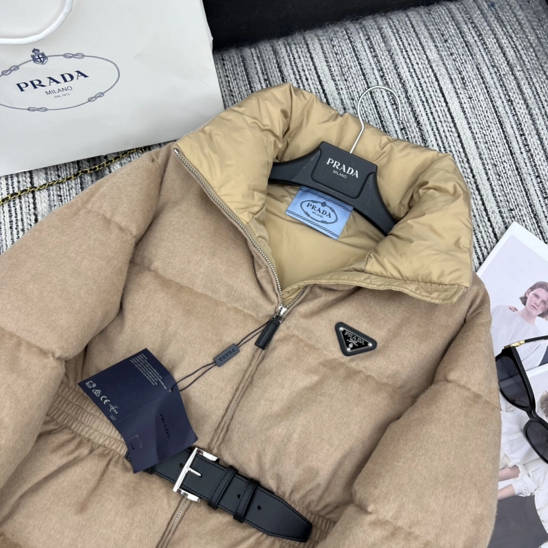 Prada Down Jackets Breathable 172531